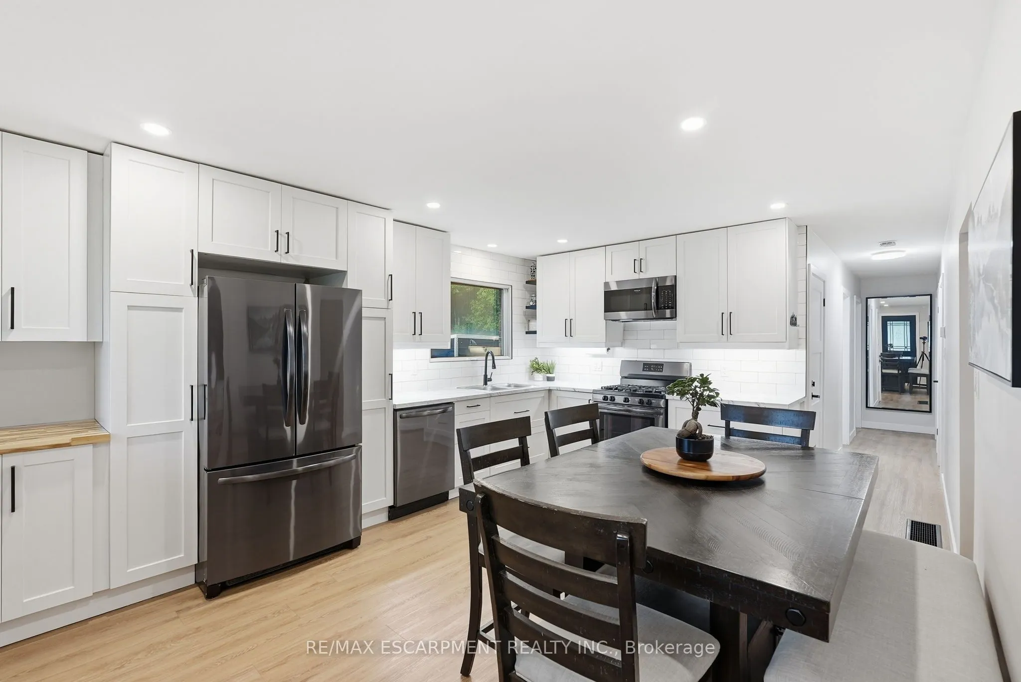 10 Taylor Crescent