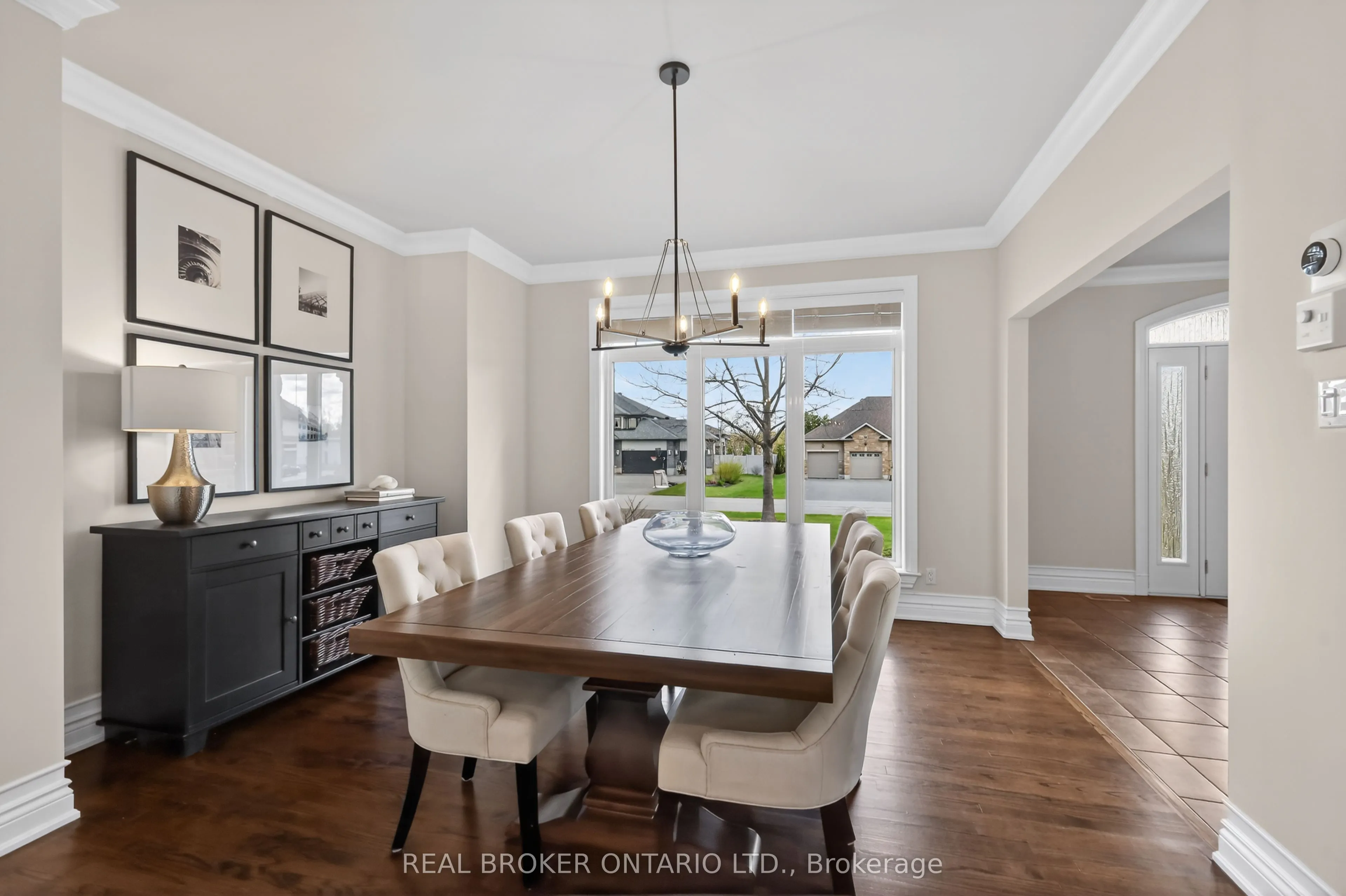 465 Lockmaster Crescent