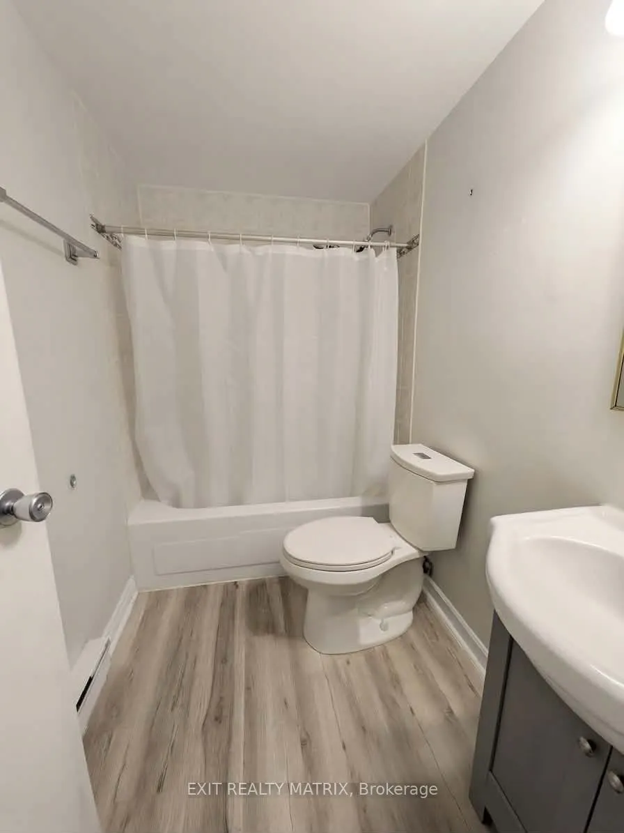 2041 Arrowsmith Drive #402C