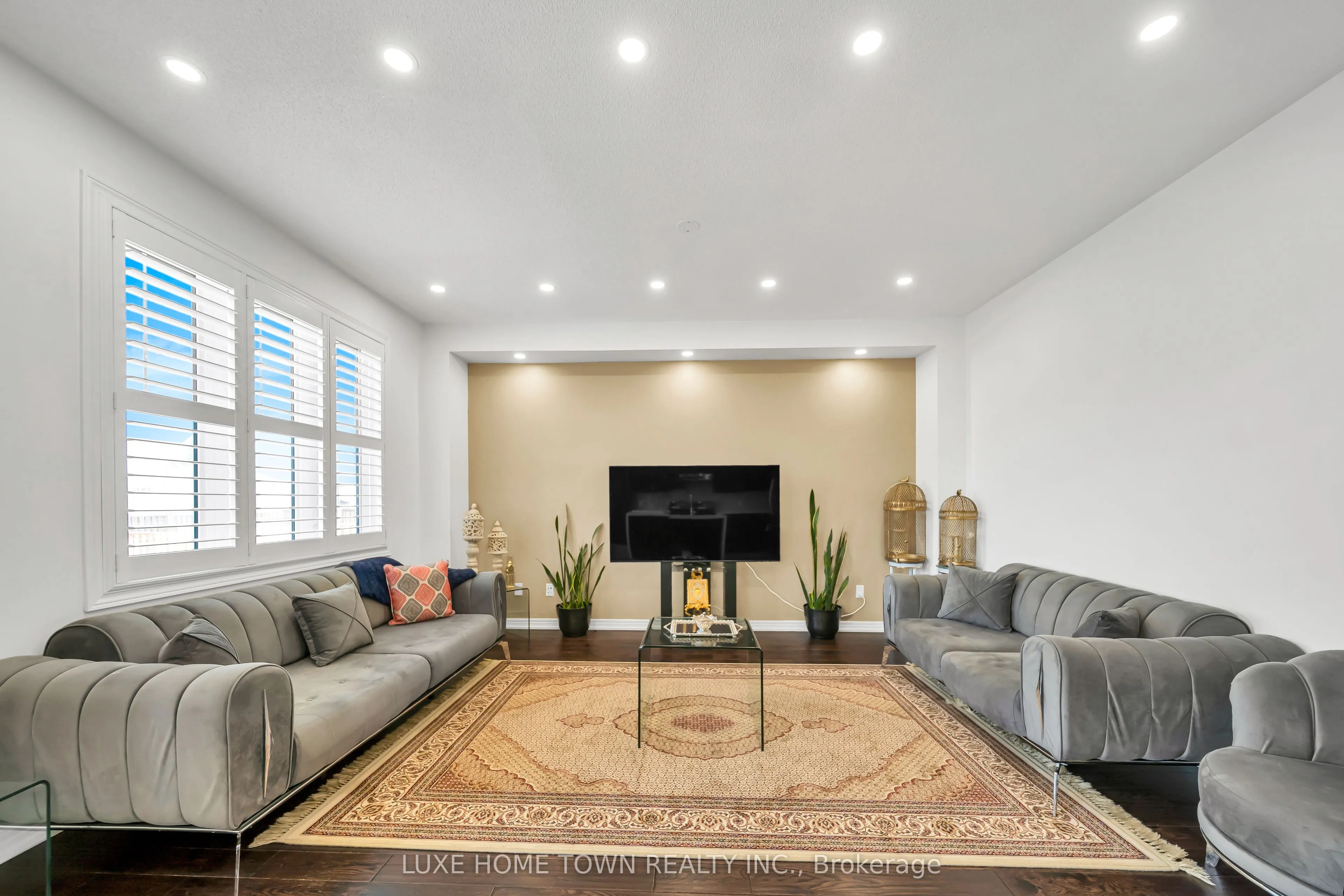 19 Findlay Way
