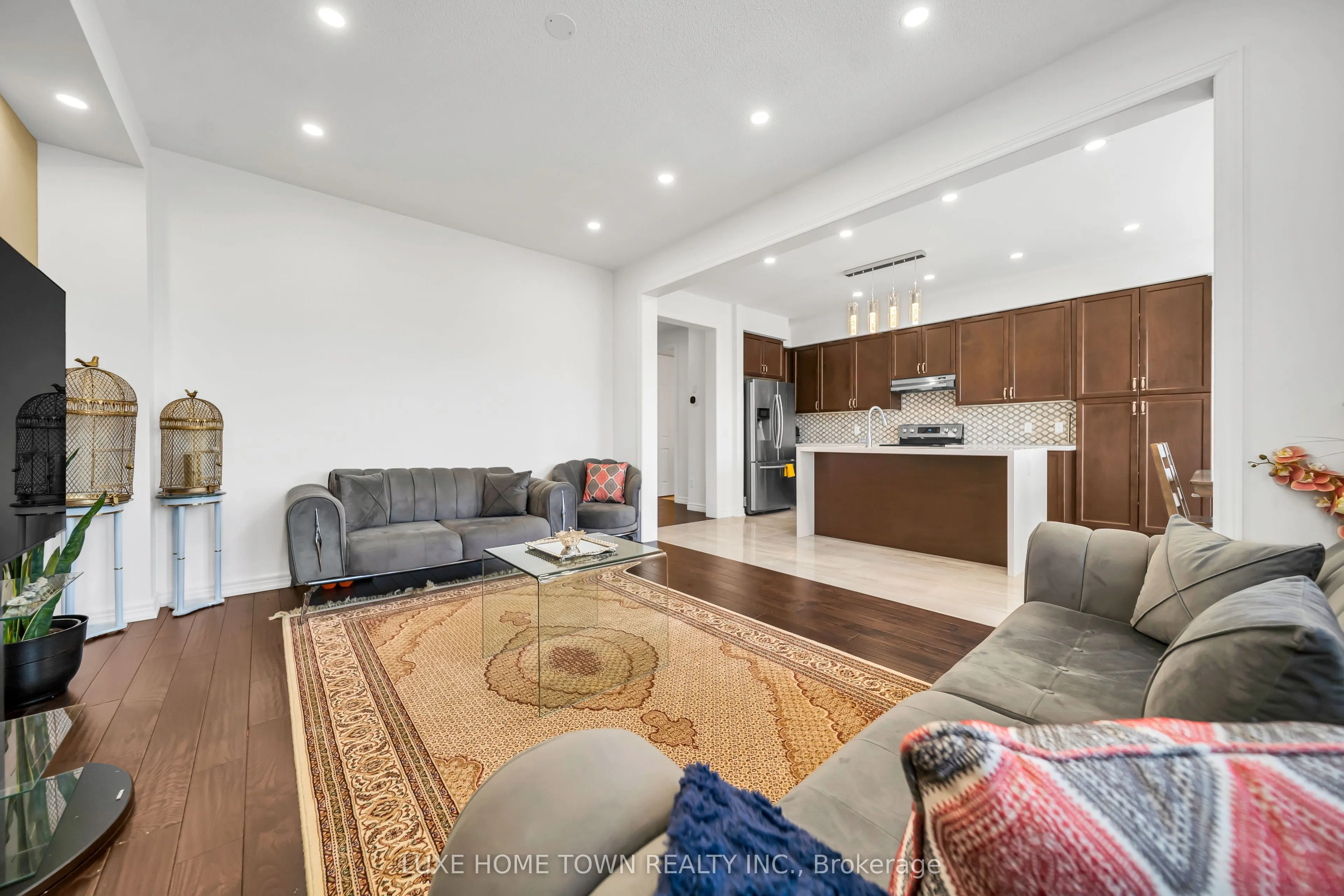 19 Findlay Way