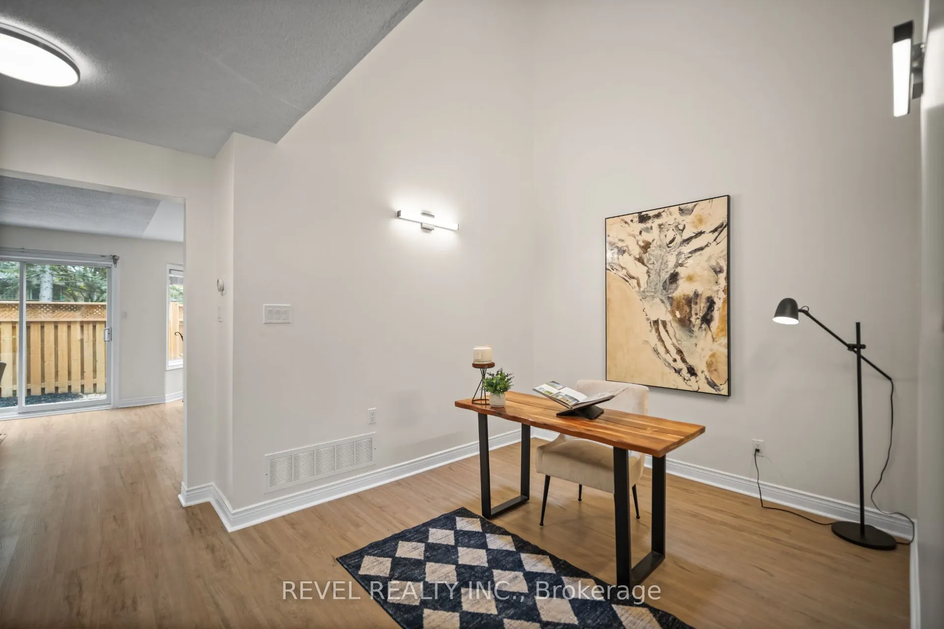 320 Hamilton Drive #10