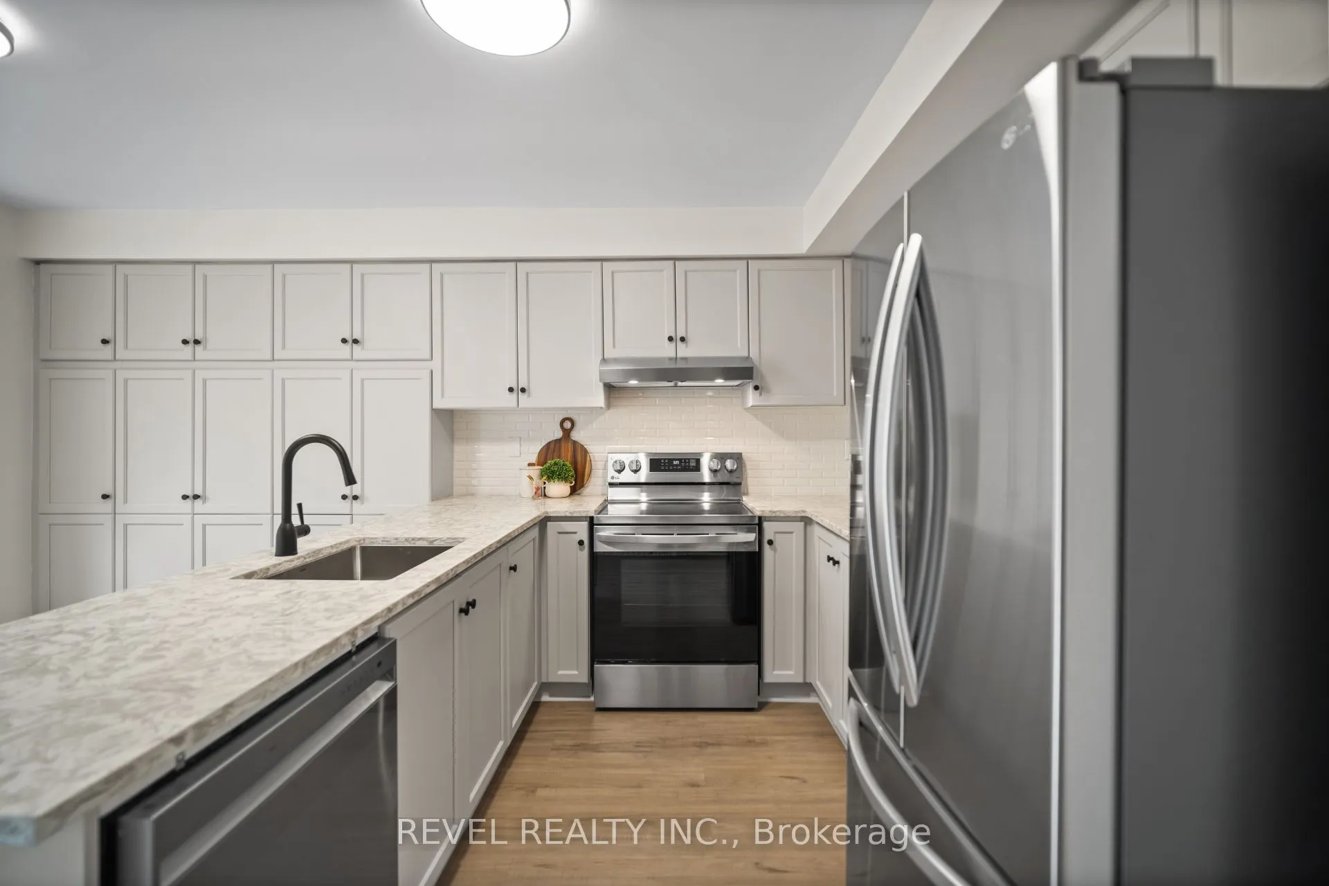 320 Hamilton Drive #10