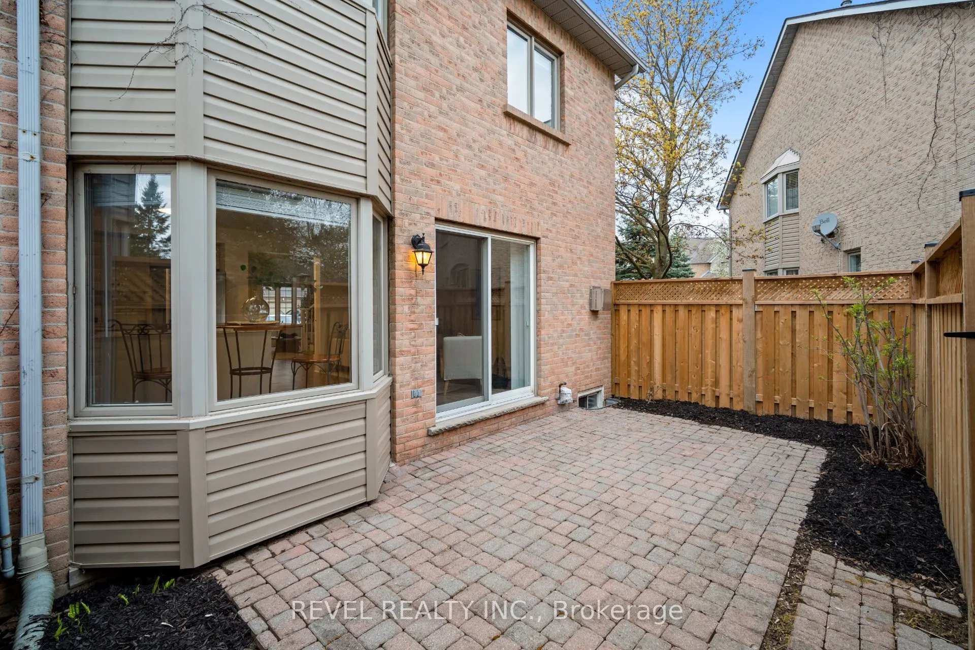 320 Hamilton Drive #10