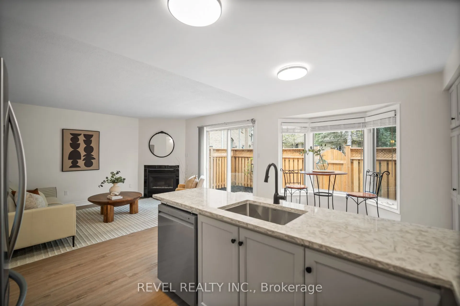320 Hamilton Drive #10
