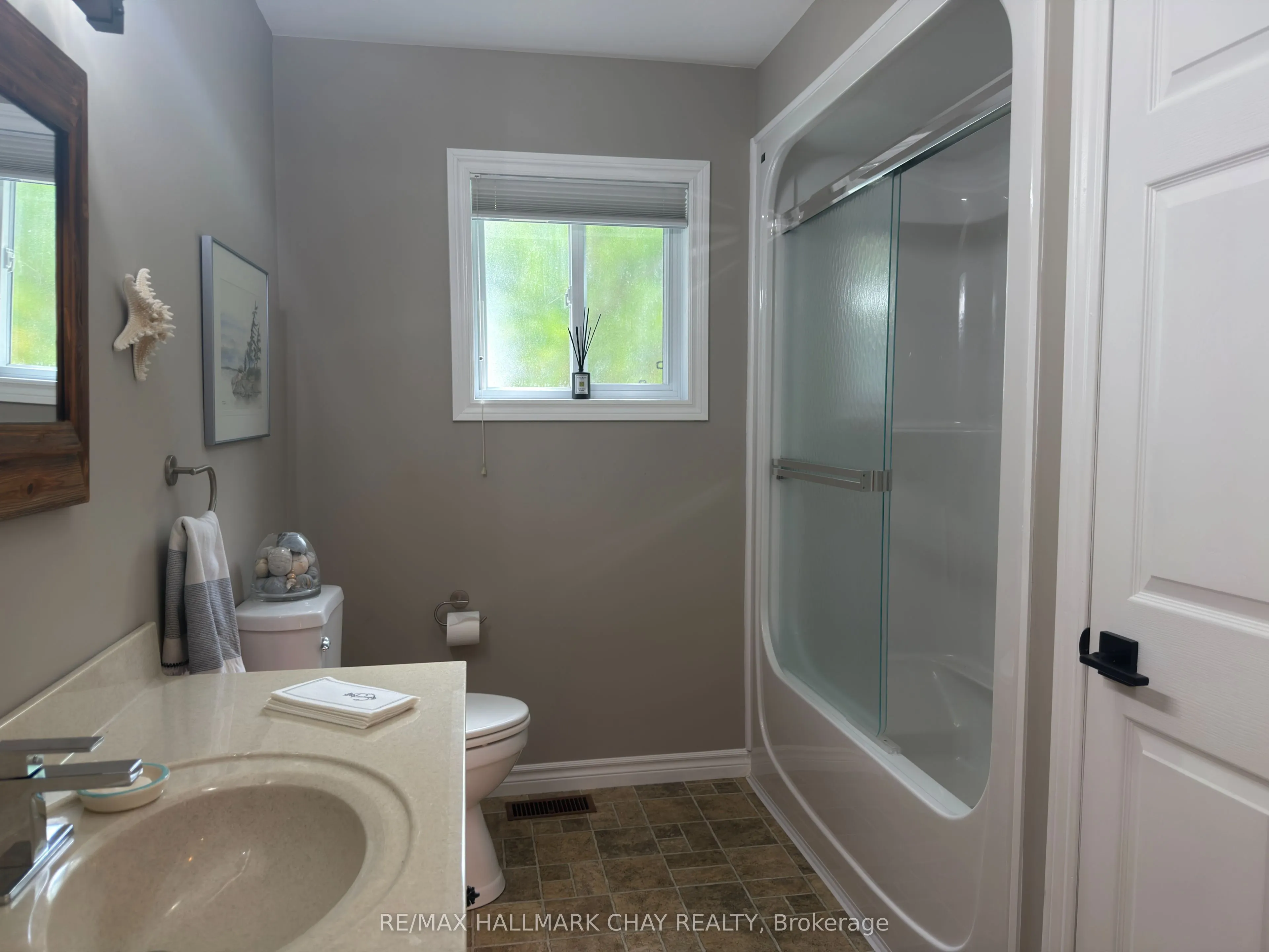137 Pickerel Point Road