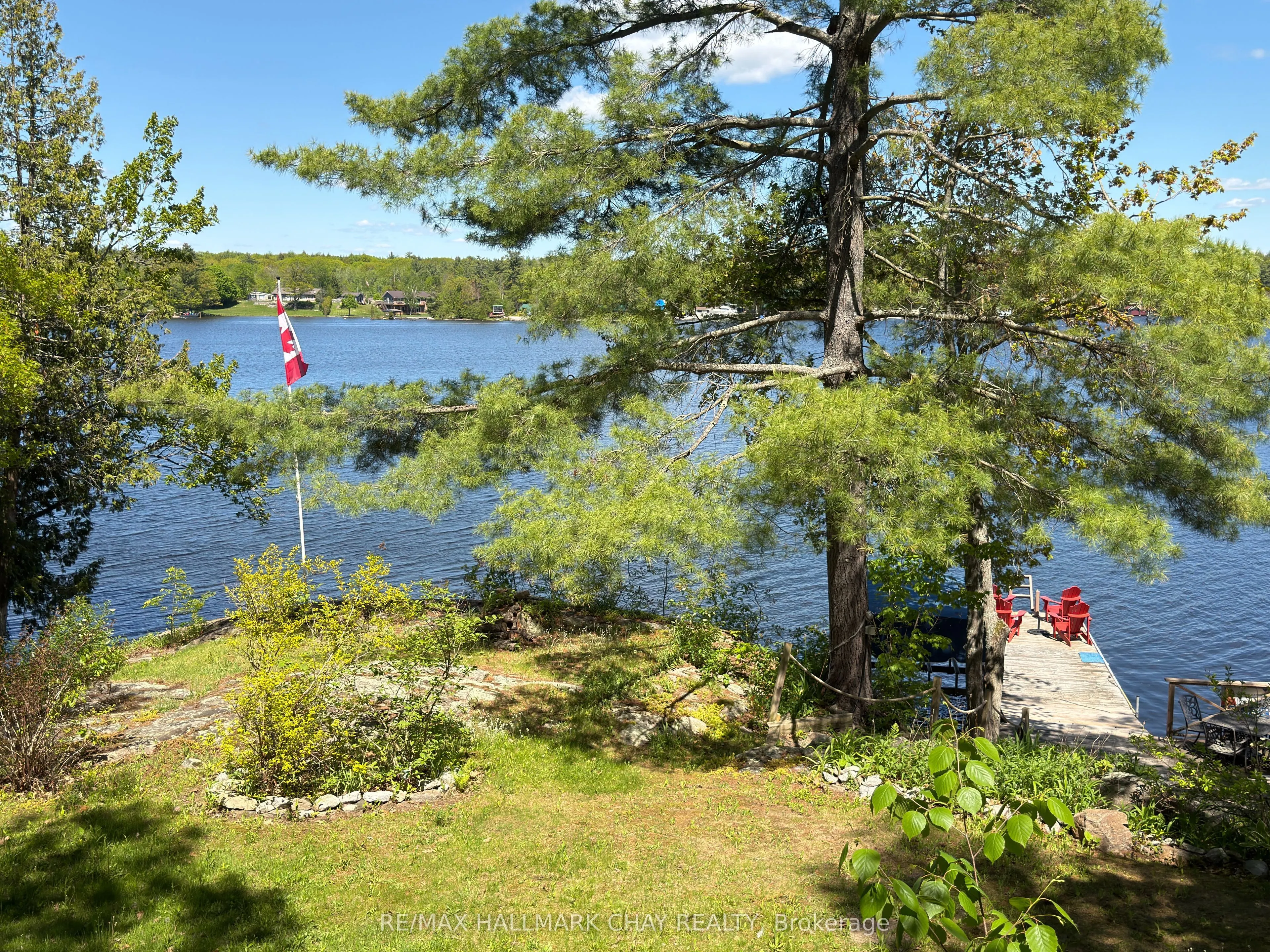 137 Pickerel Point Road