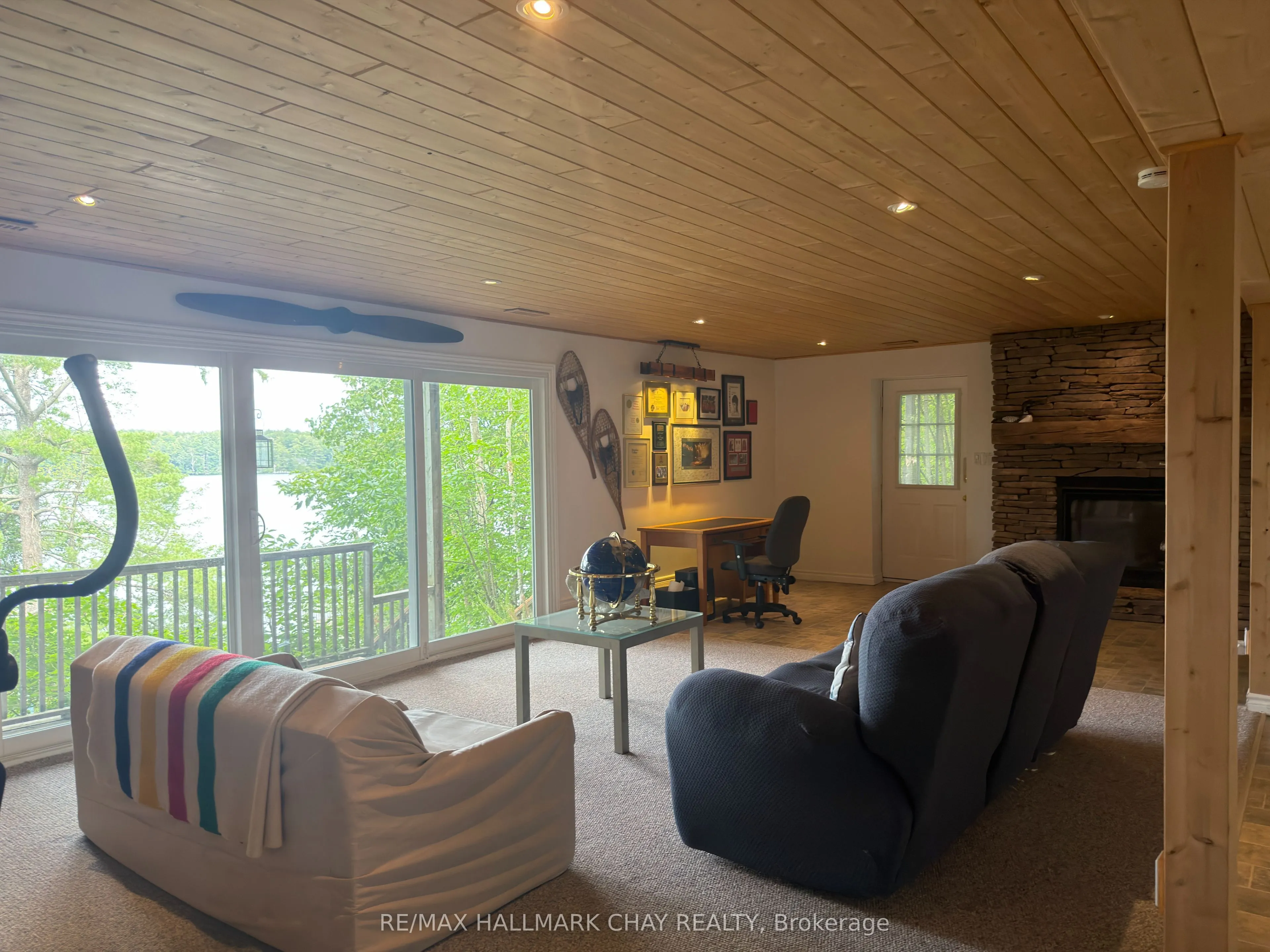 137 Pickerel Point Road