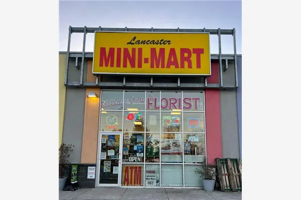 Unit# 2 - 499 Lancaster Street W