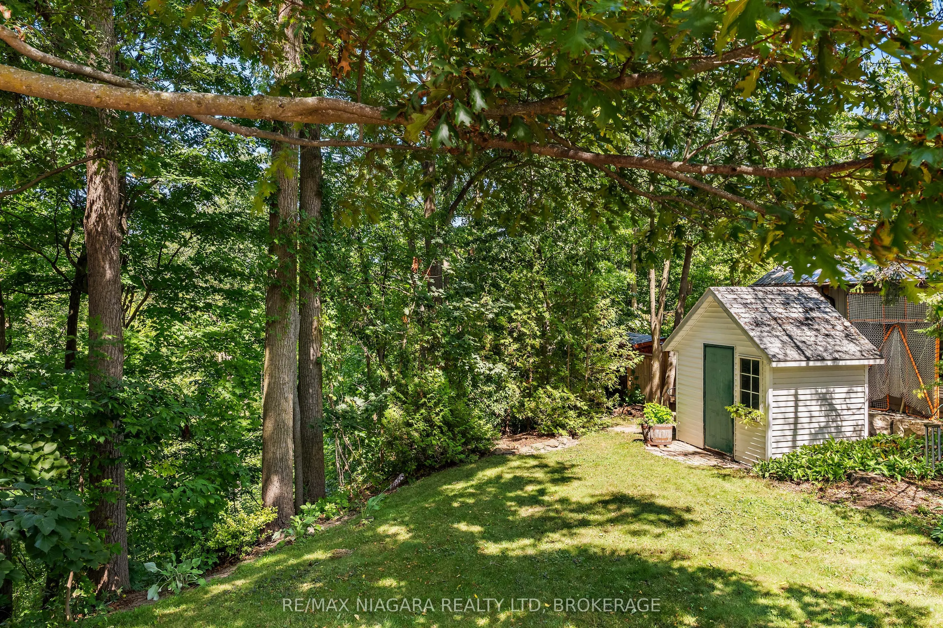 3908 Carolynn Court