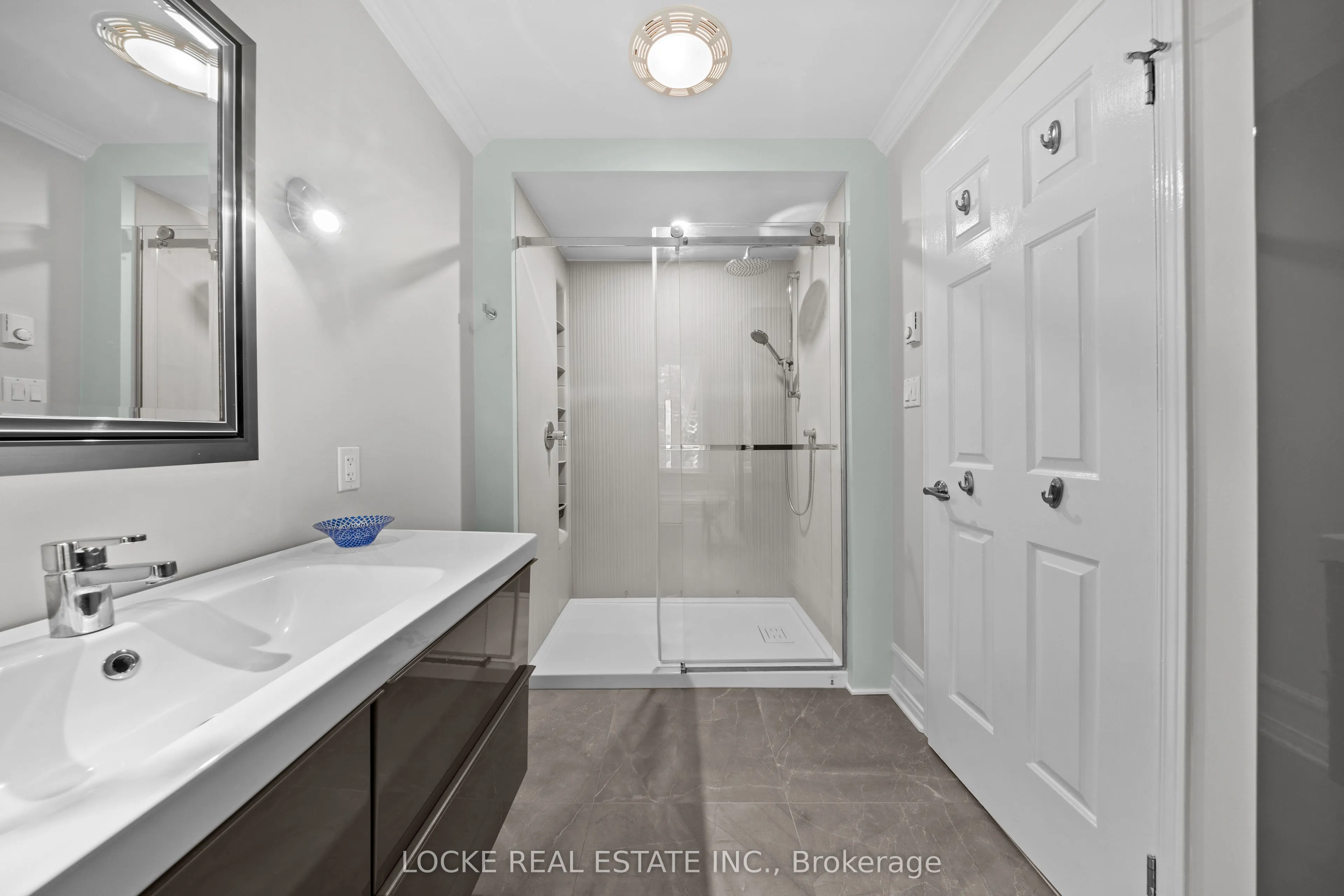 2207 Pleasantview Court