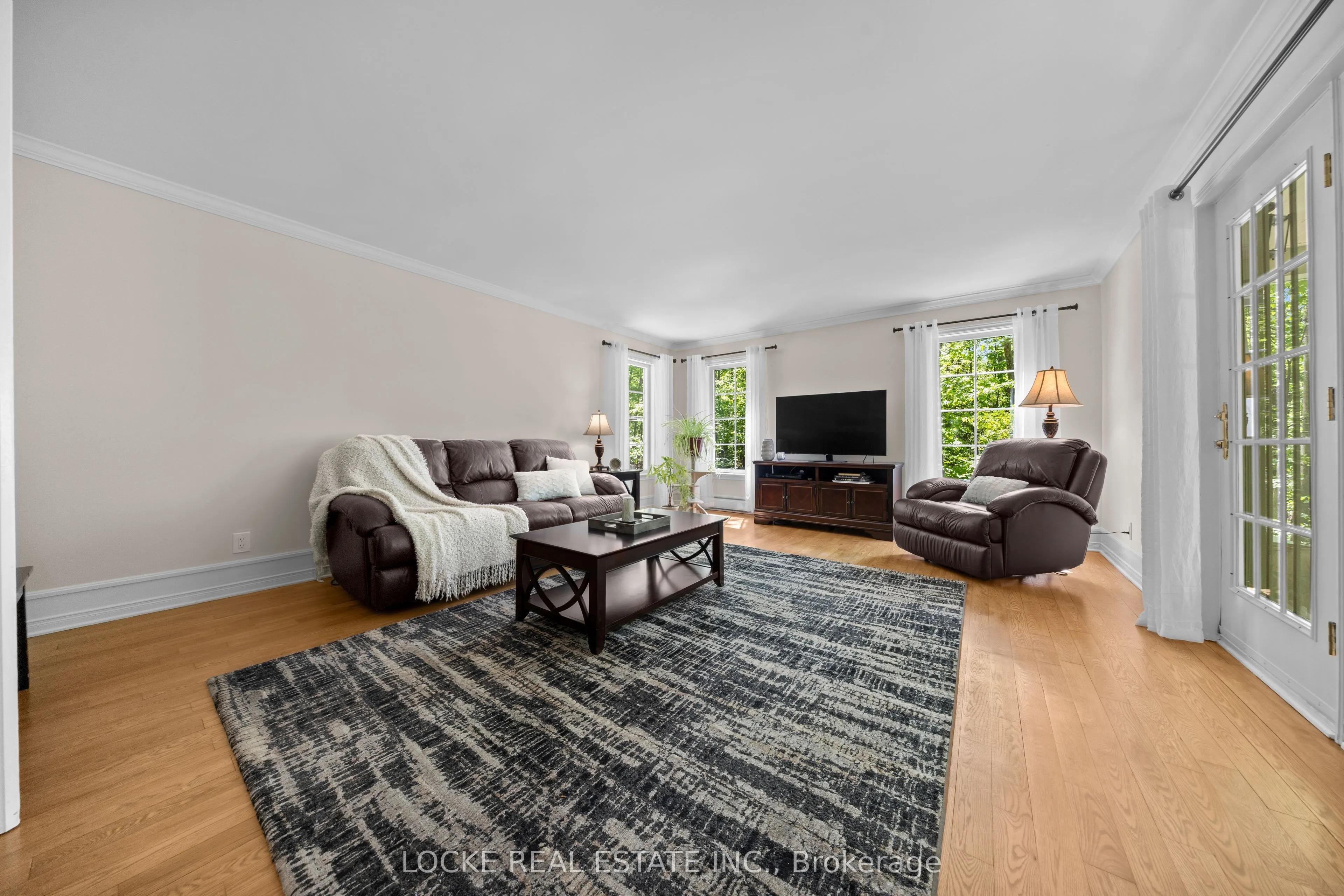 2207 Pleasantview Court