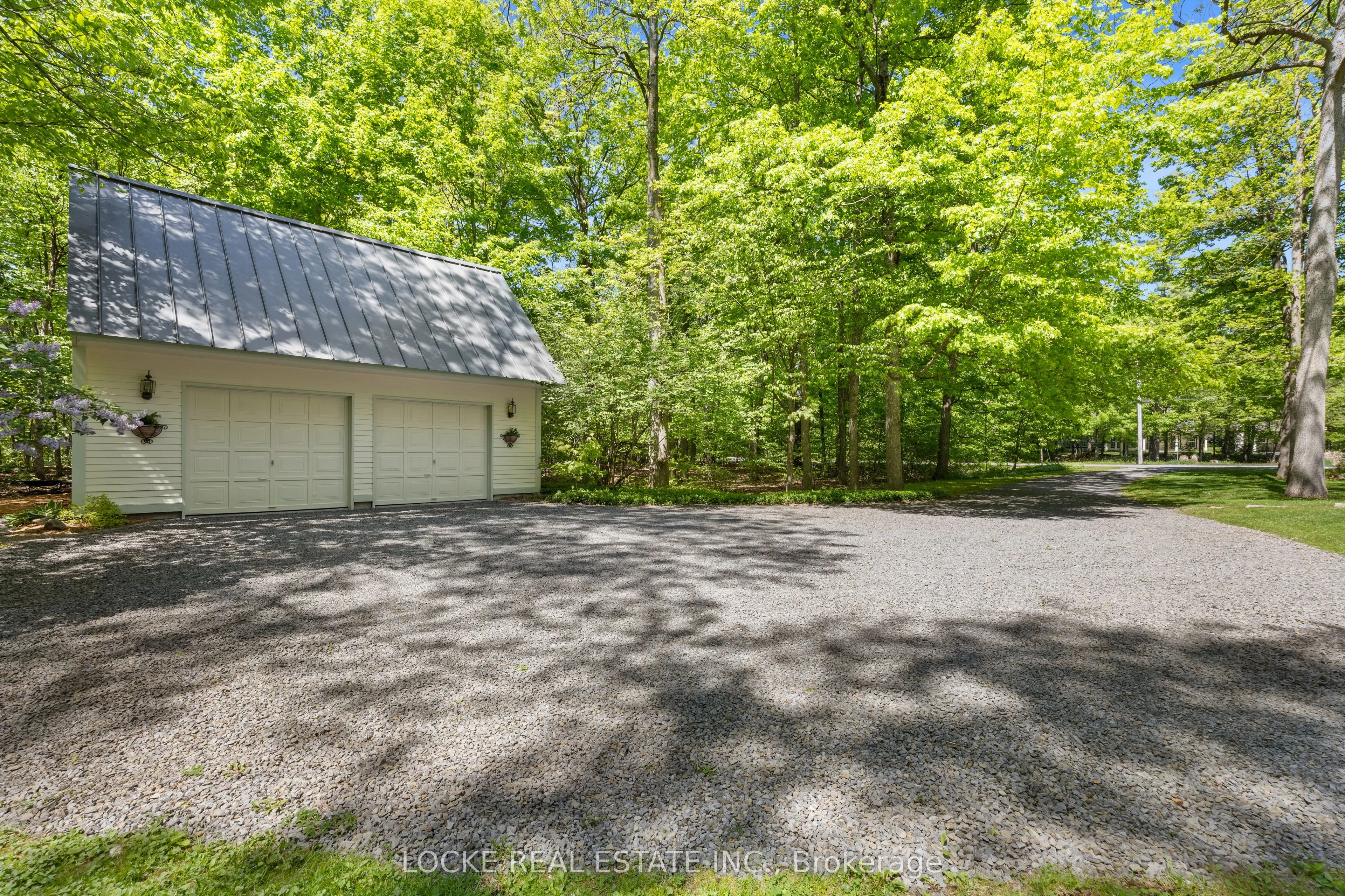 2207 Pleasantview Court