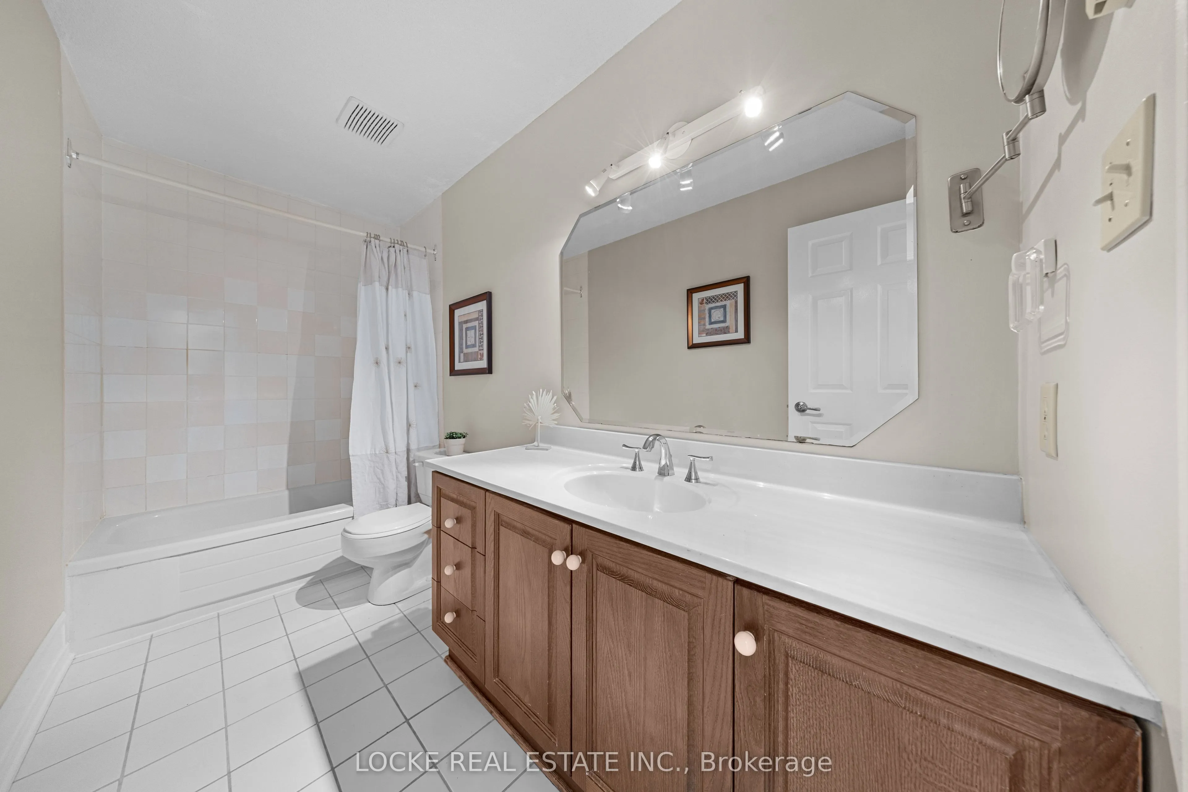 2207 Pleasantview Court