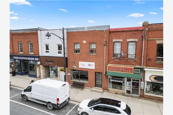 27 Main Street S