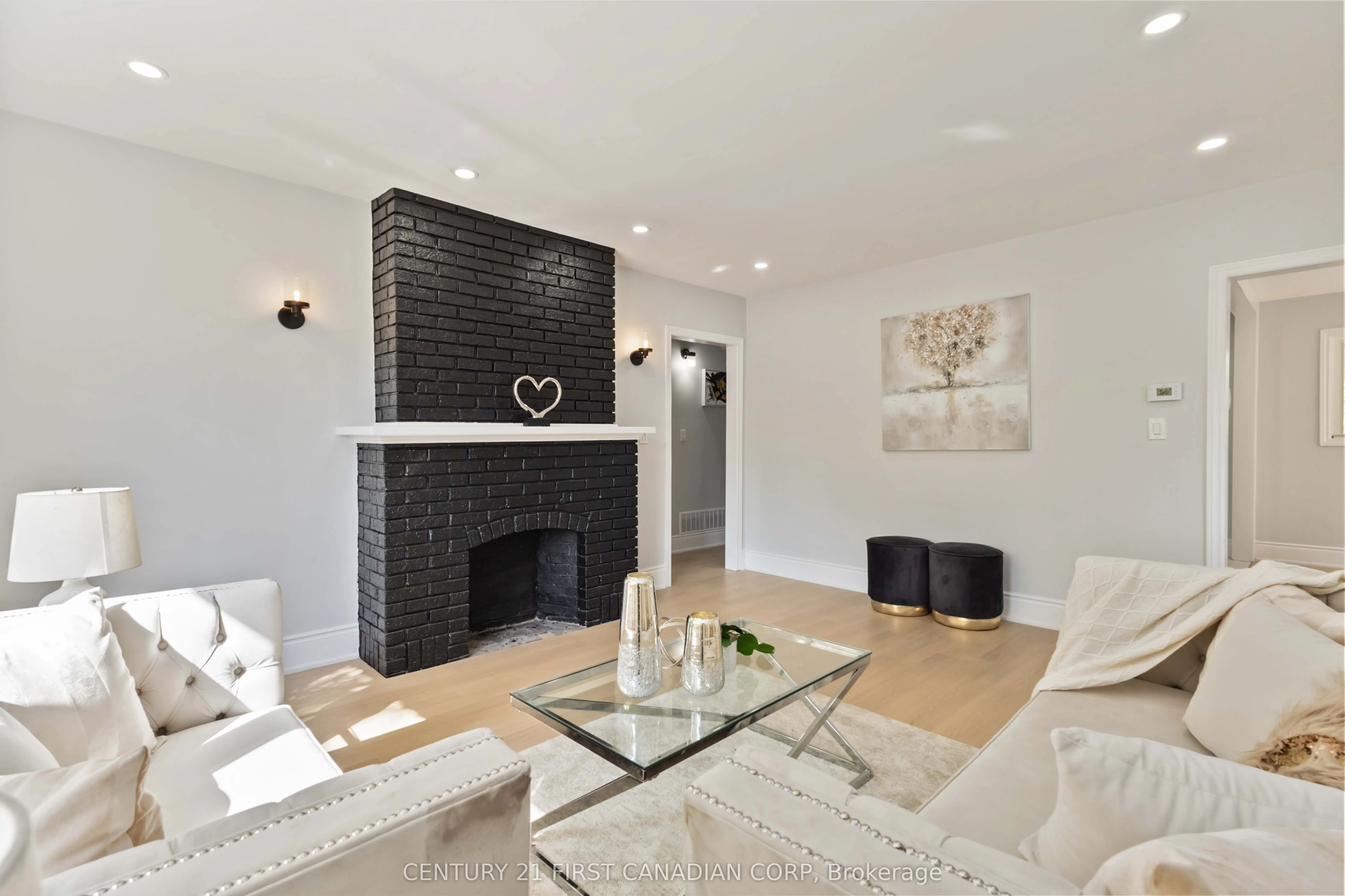 122 Windsor Crescent