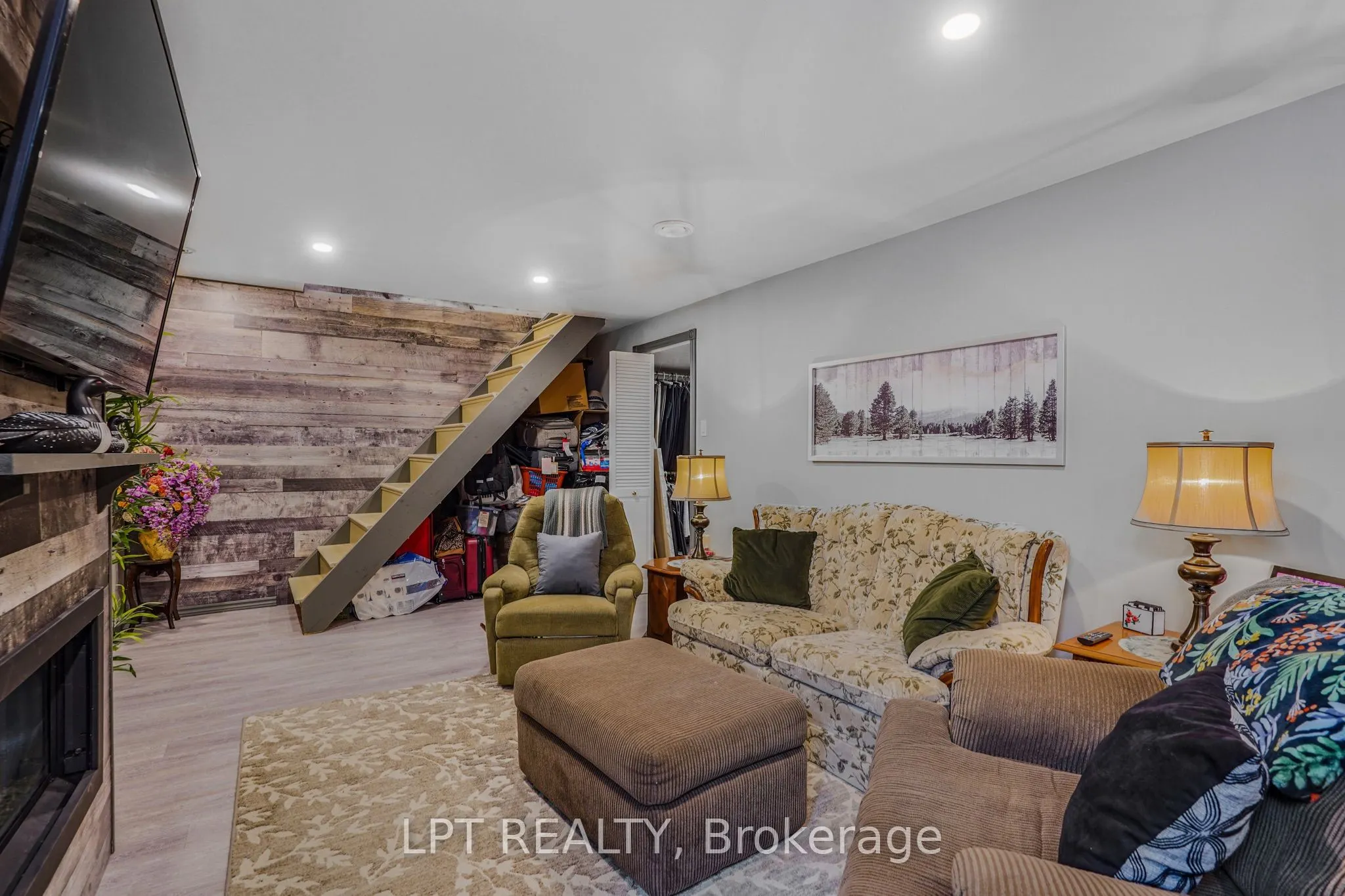 8180 Gibbs Road