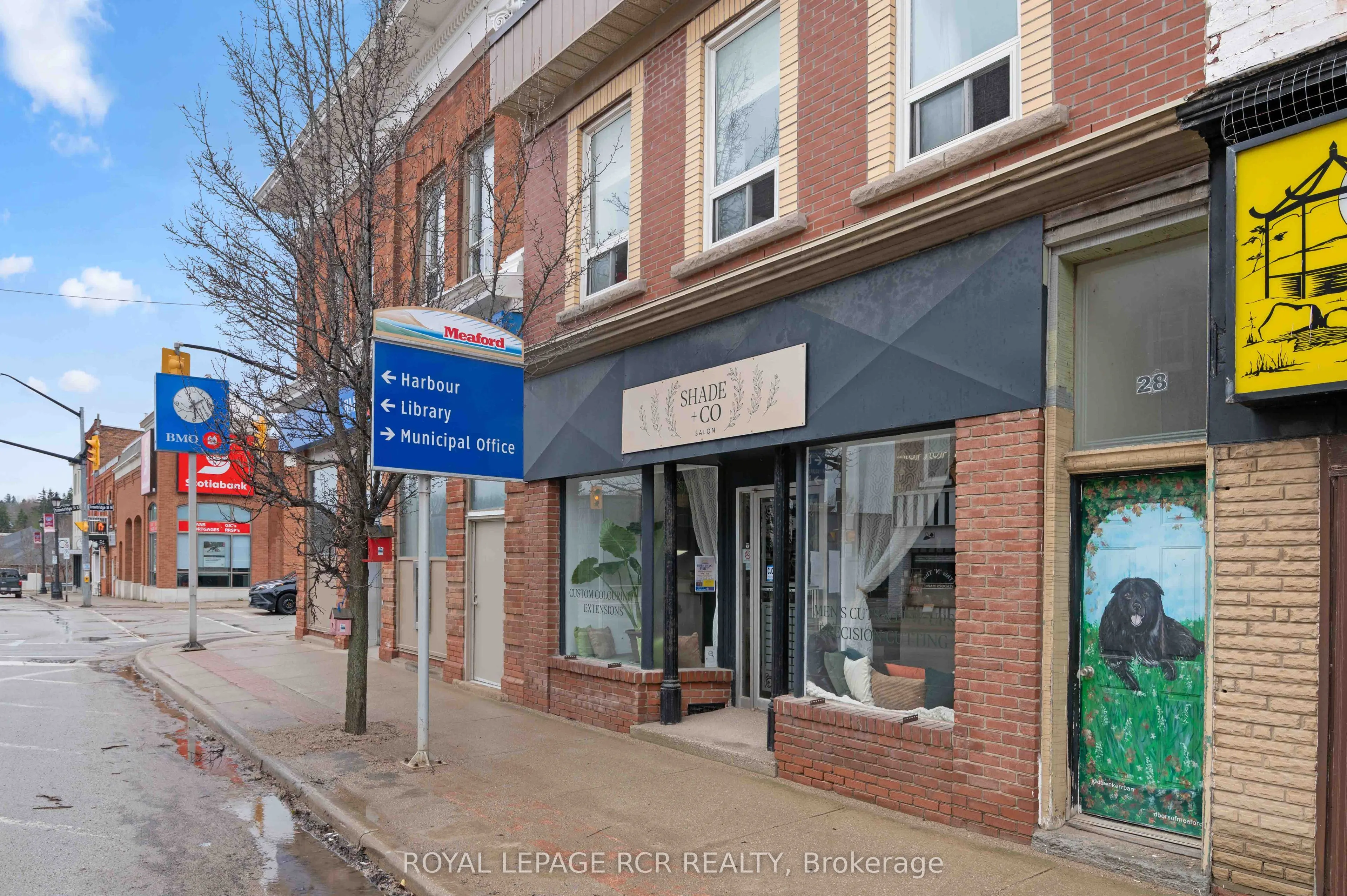 28 Sykes Street N