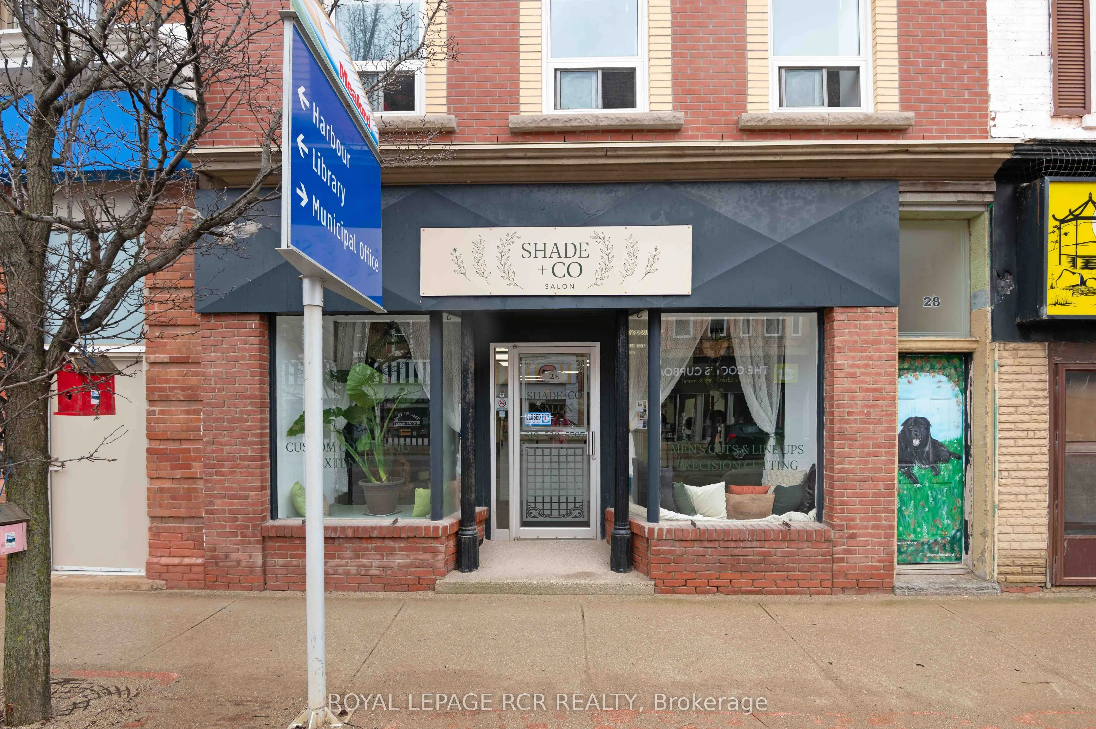 28 Sykes Street N