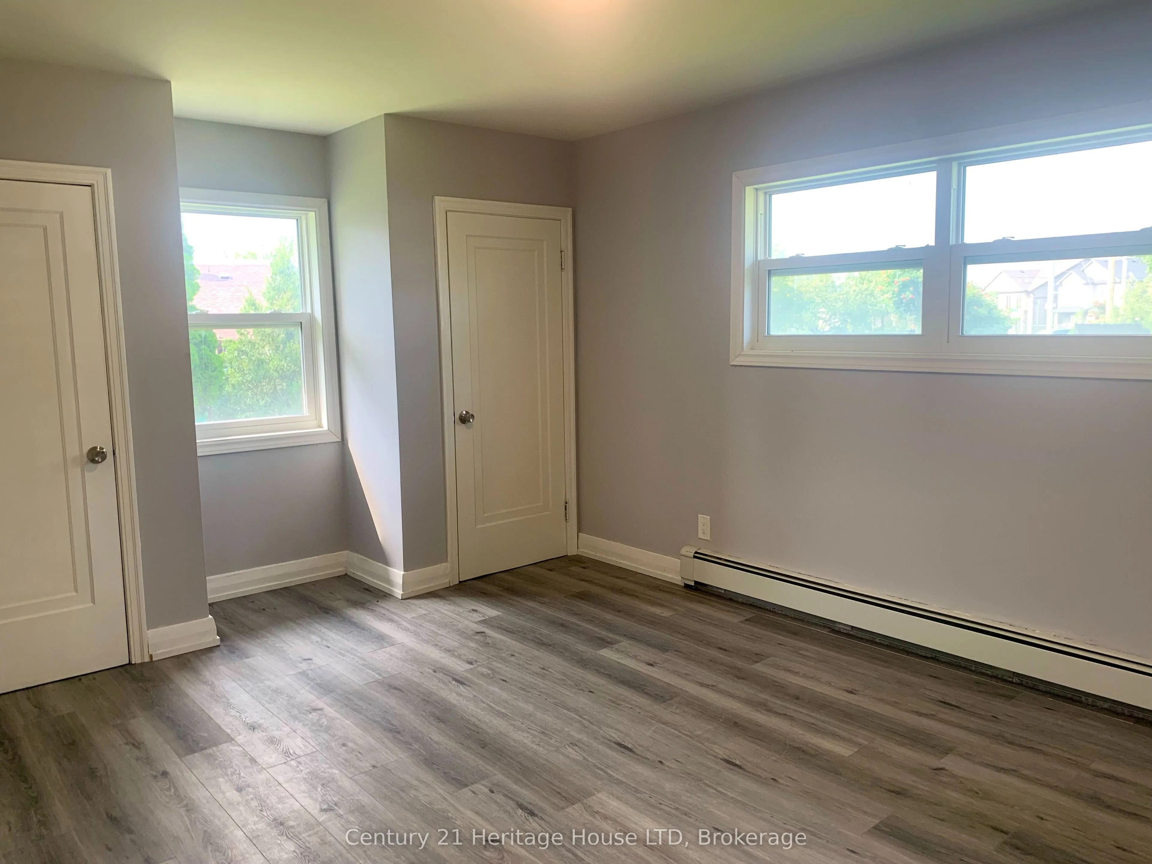 2 Foley Crescent