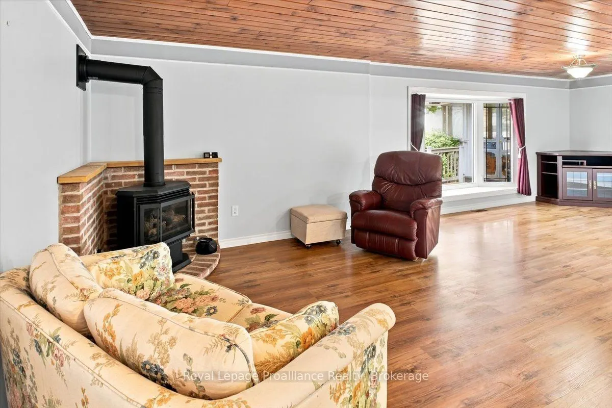 40 Riverview Drive
