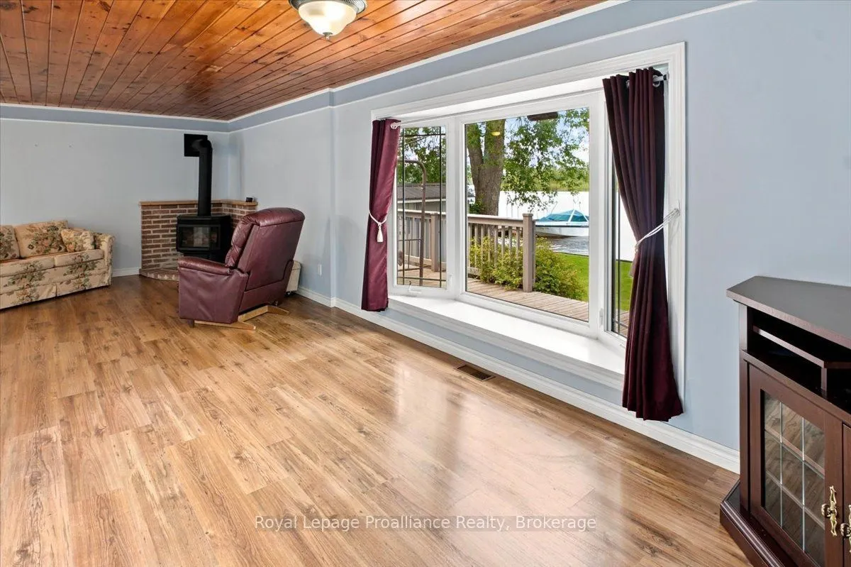 40 Riverview Drive