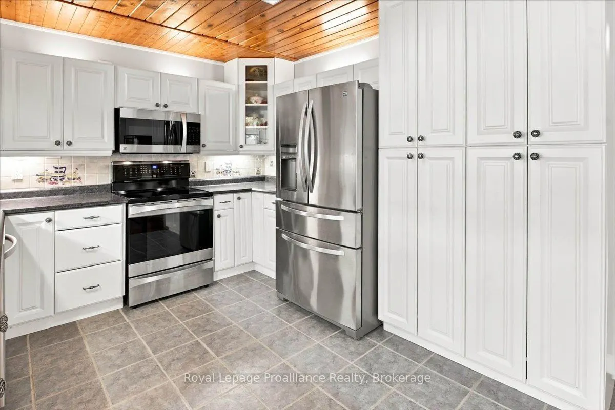 40 Riverview Drive