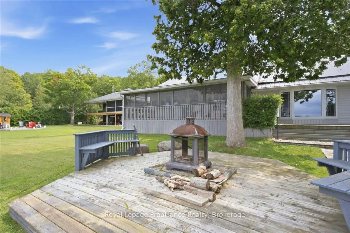 40 Riverview Drive