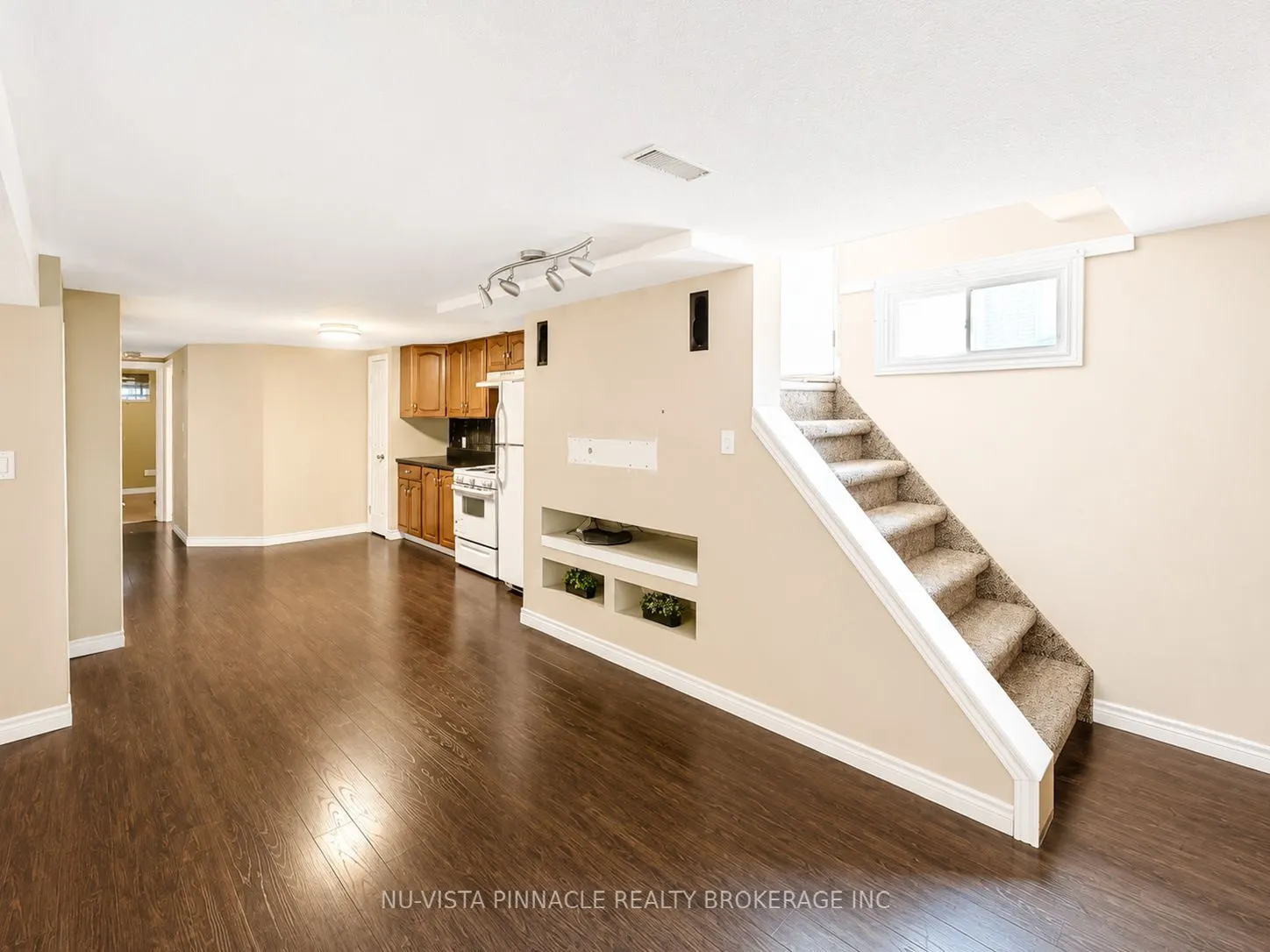 15 Gregory Place