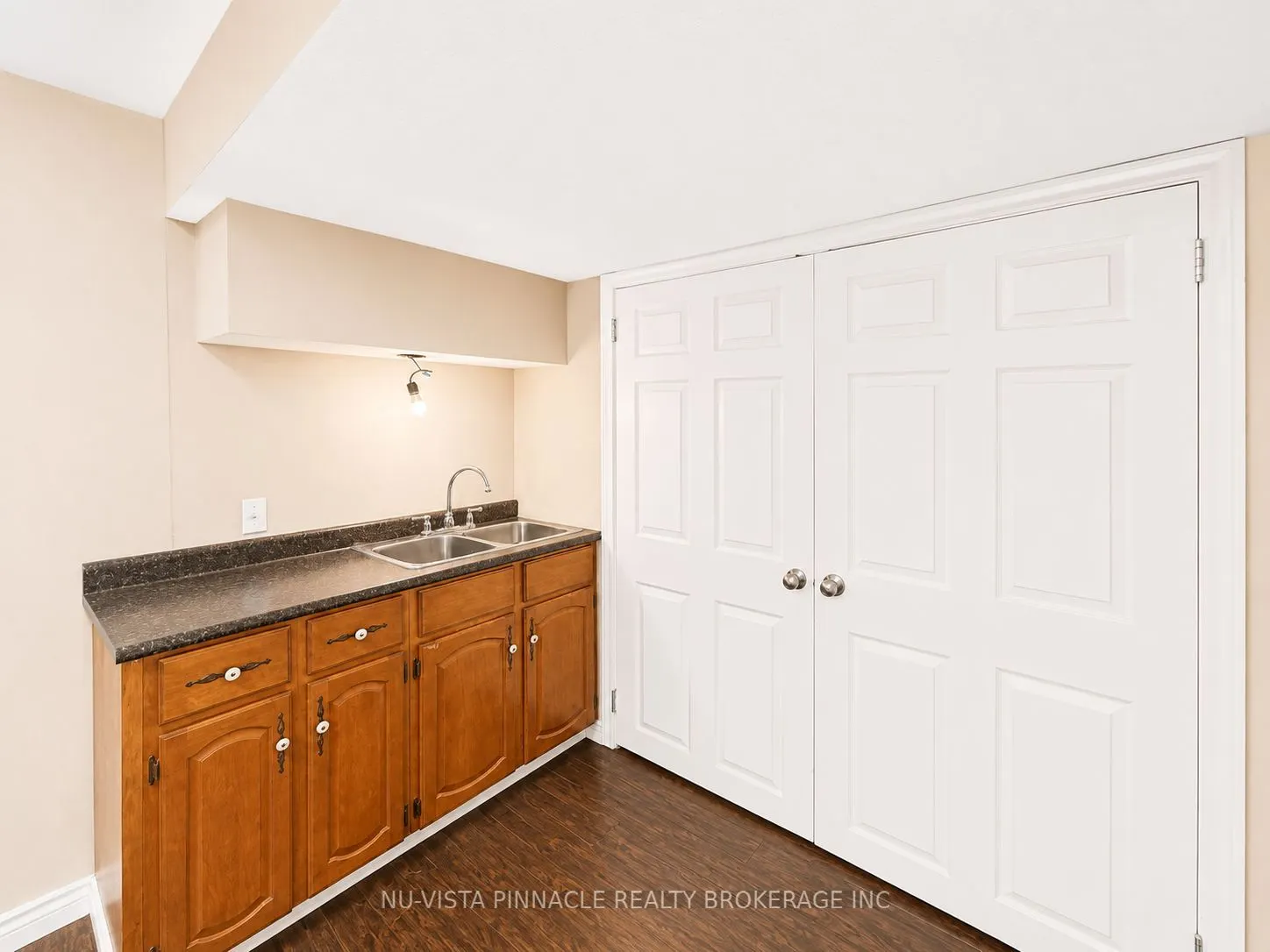 15 Gregory Place