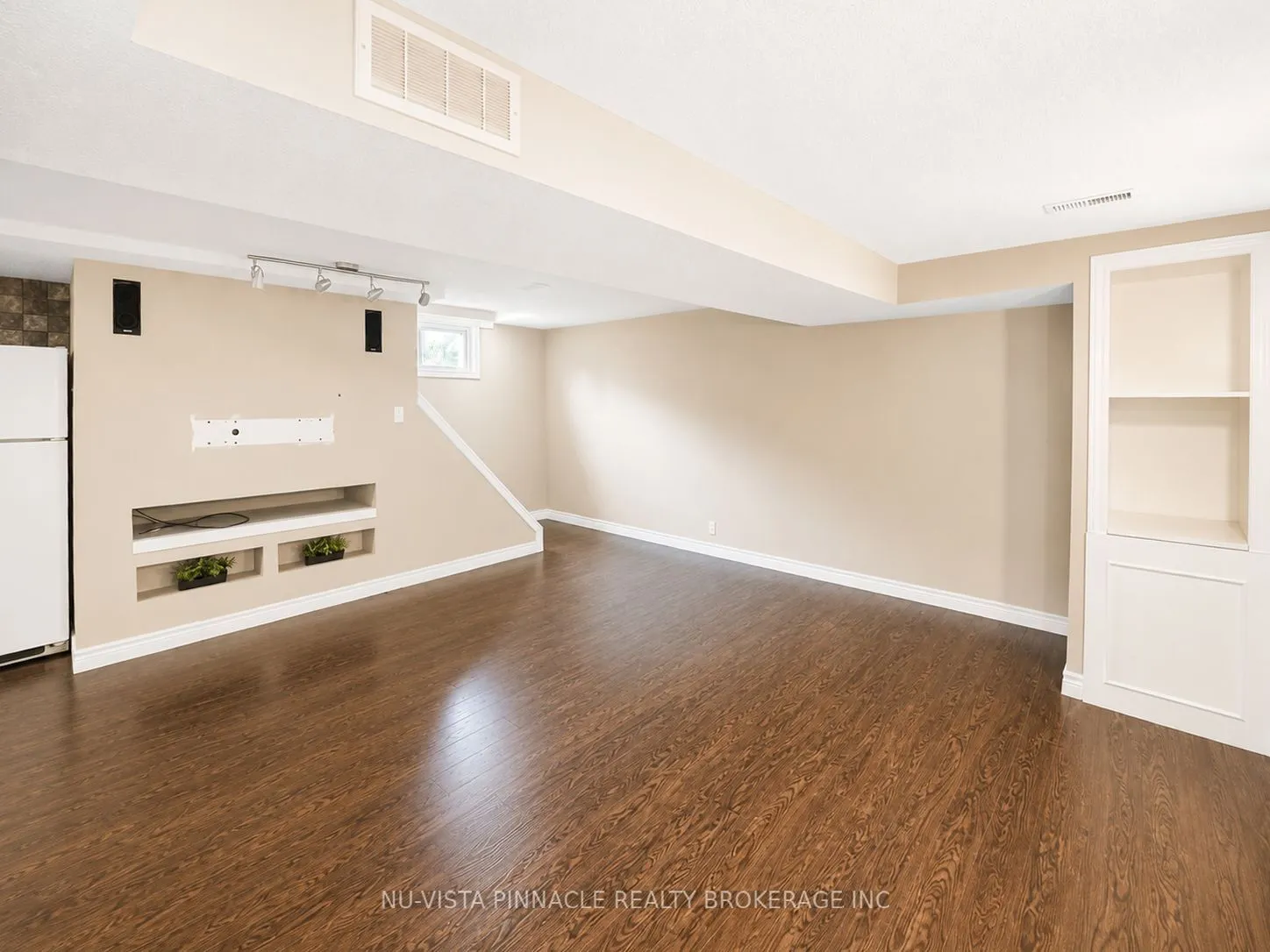 15 Gregory Place