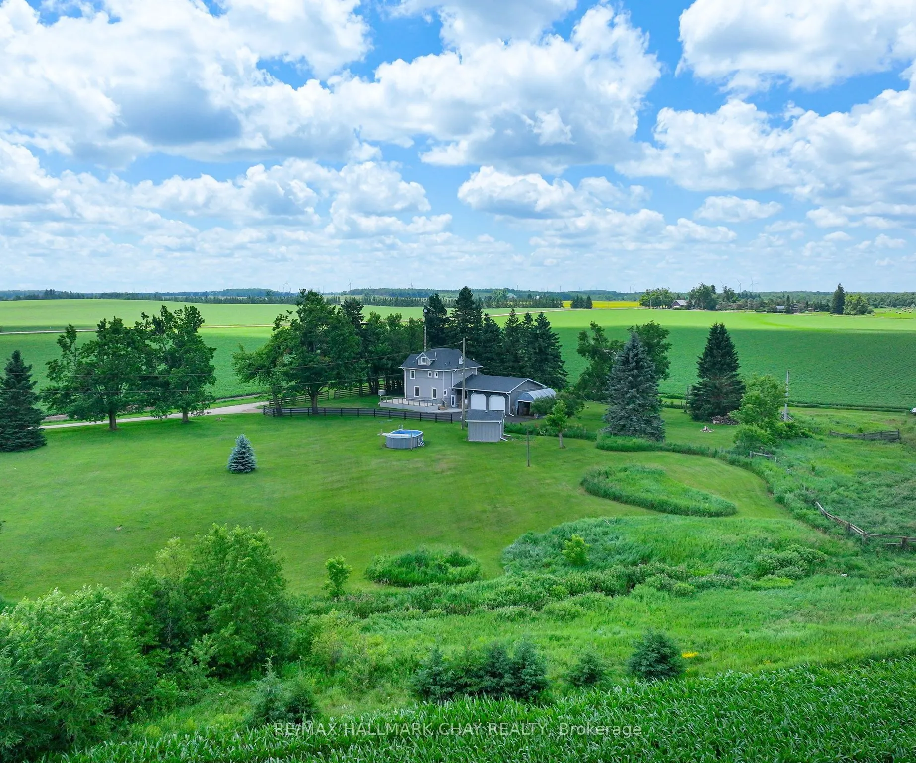 665221 20 Sideroad