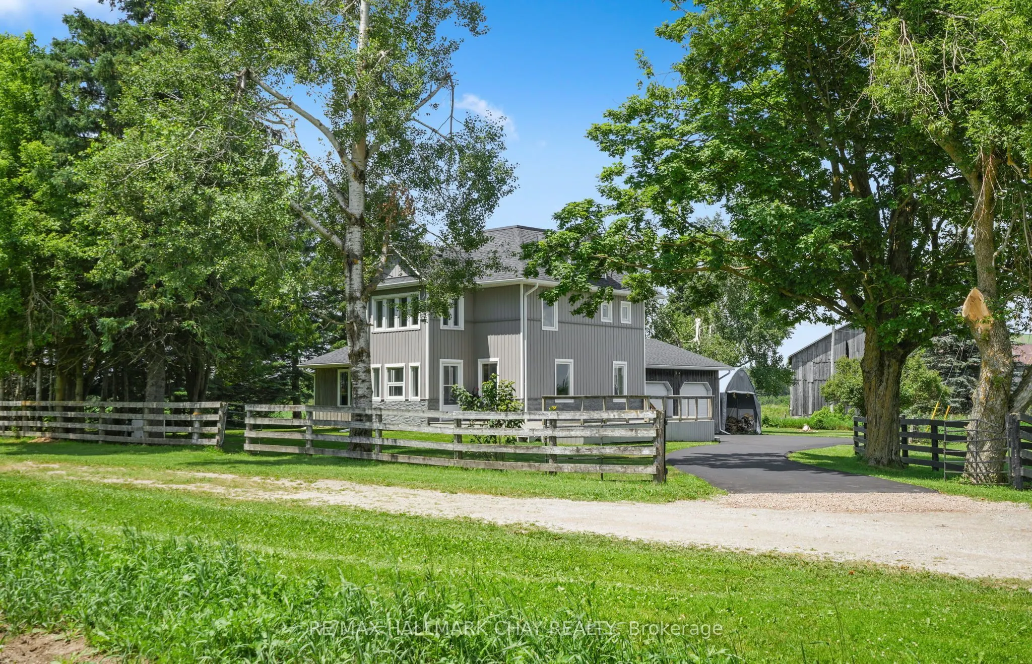 665221 20 Sideroad