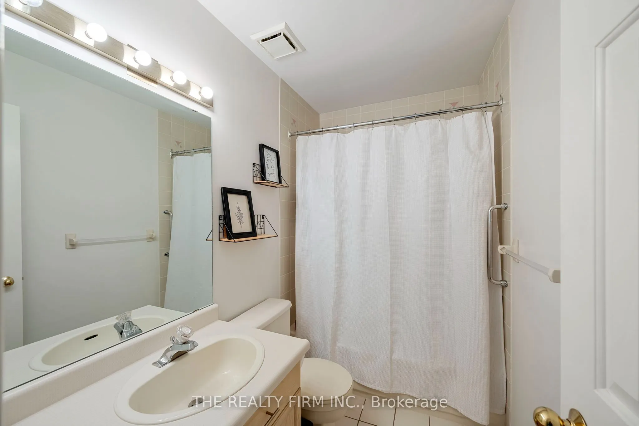 810 Maitland Street #12
