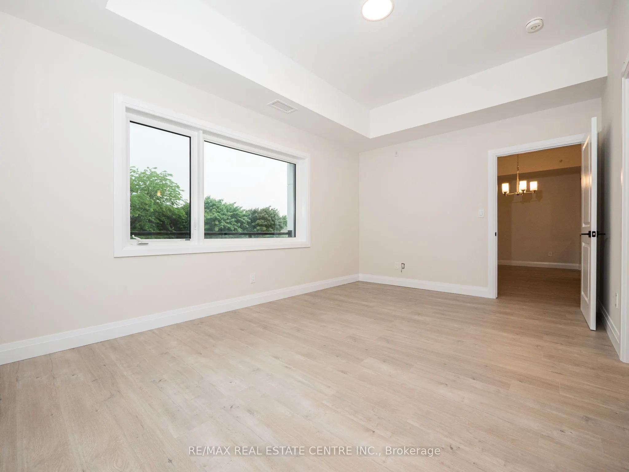 4514 Ontario Street #201