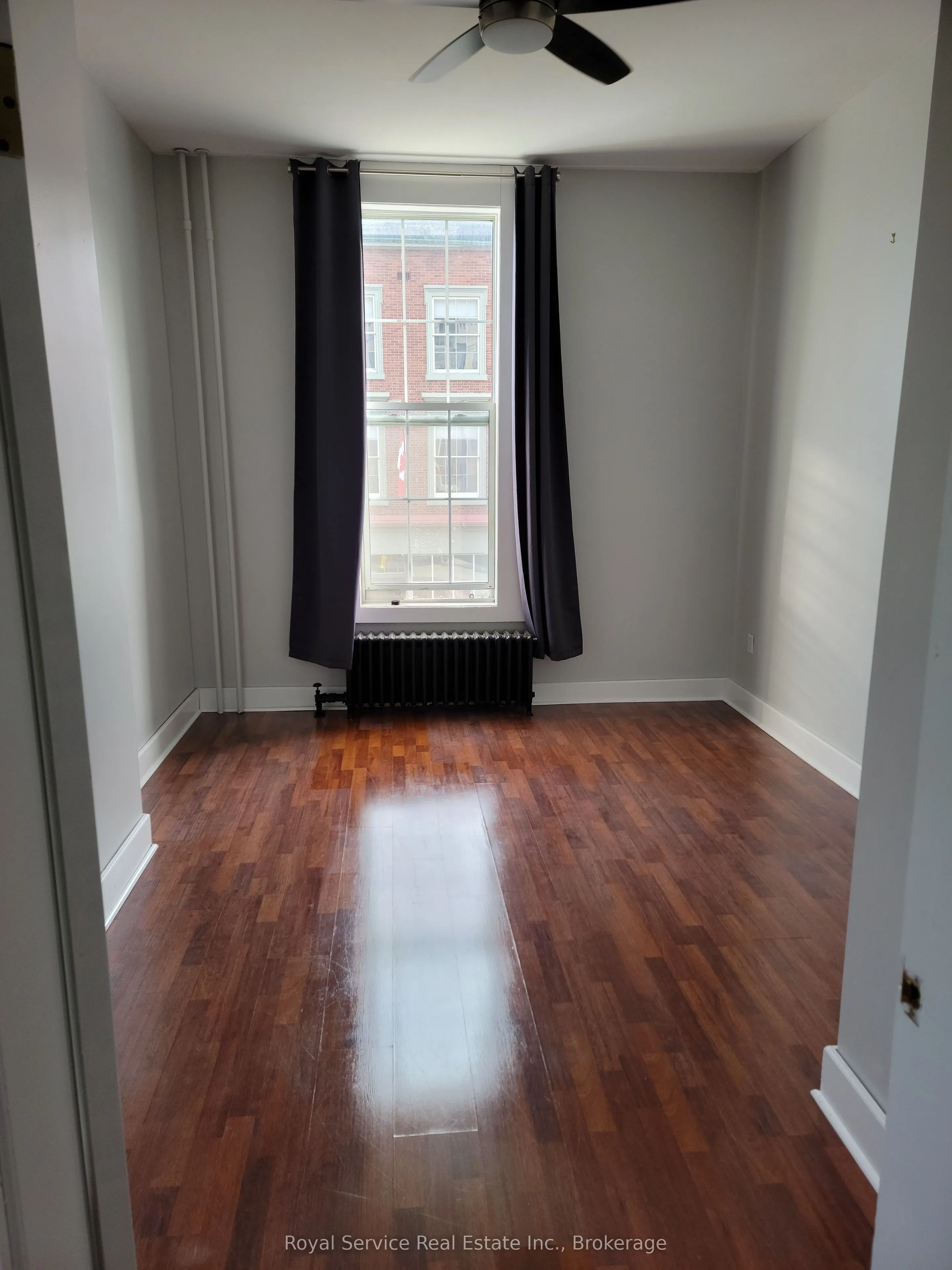 18 Walton Street ##2