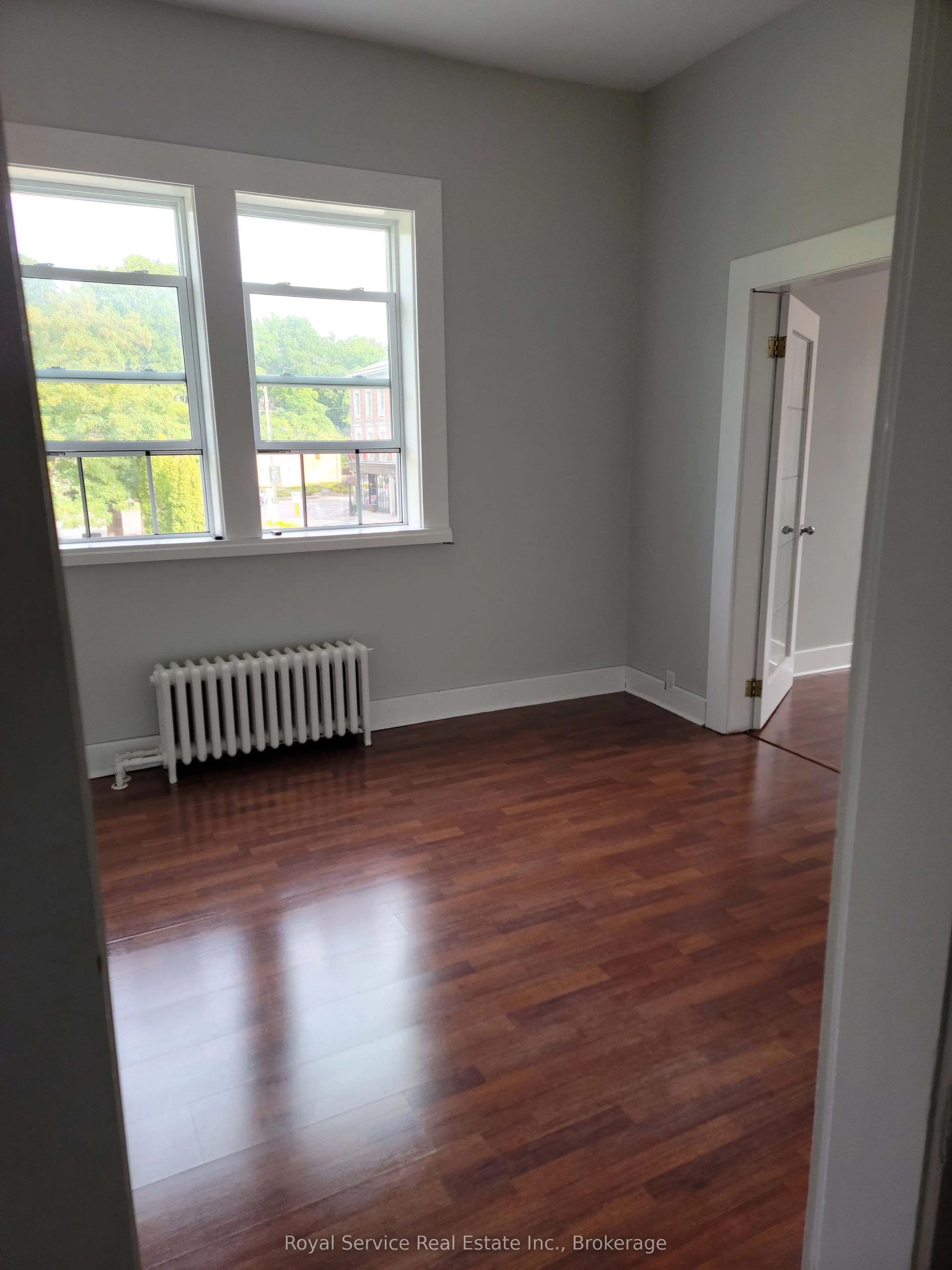 18 Walton Street ##2