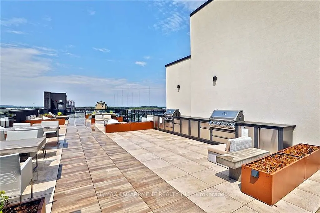 10 CONCORD Place #117