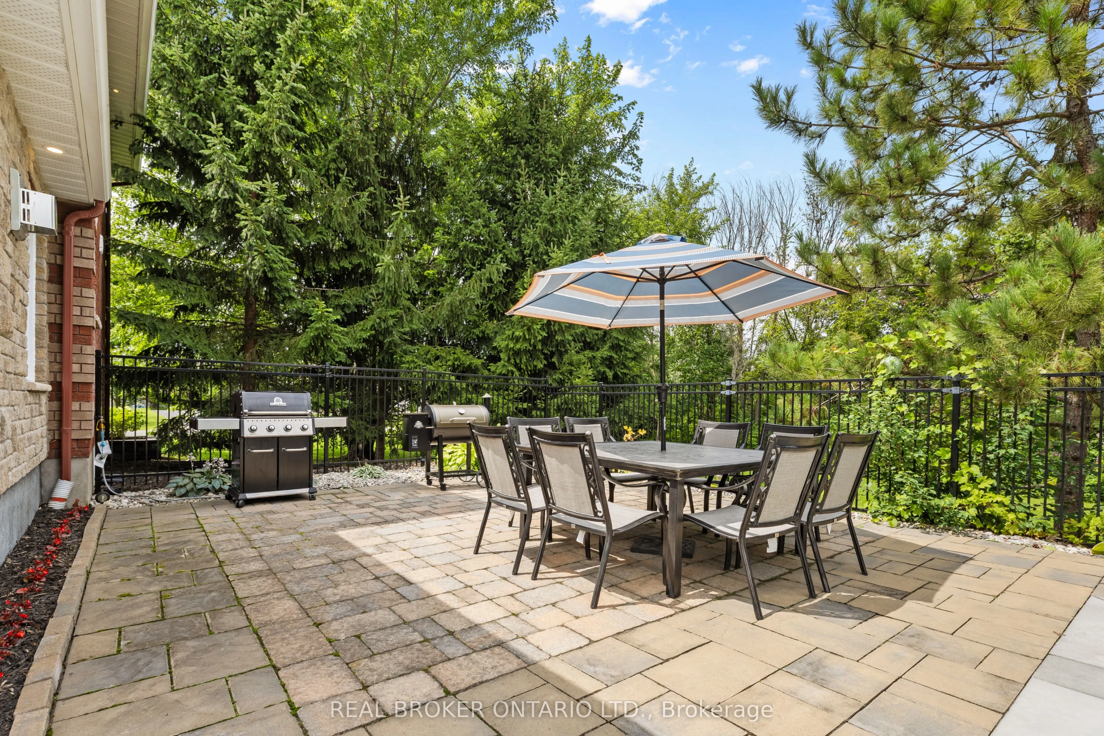 27 Garrison Drive