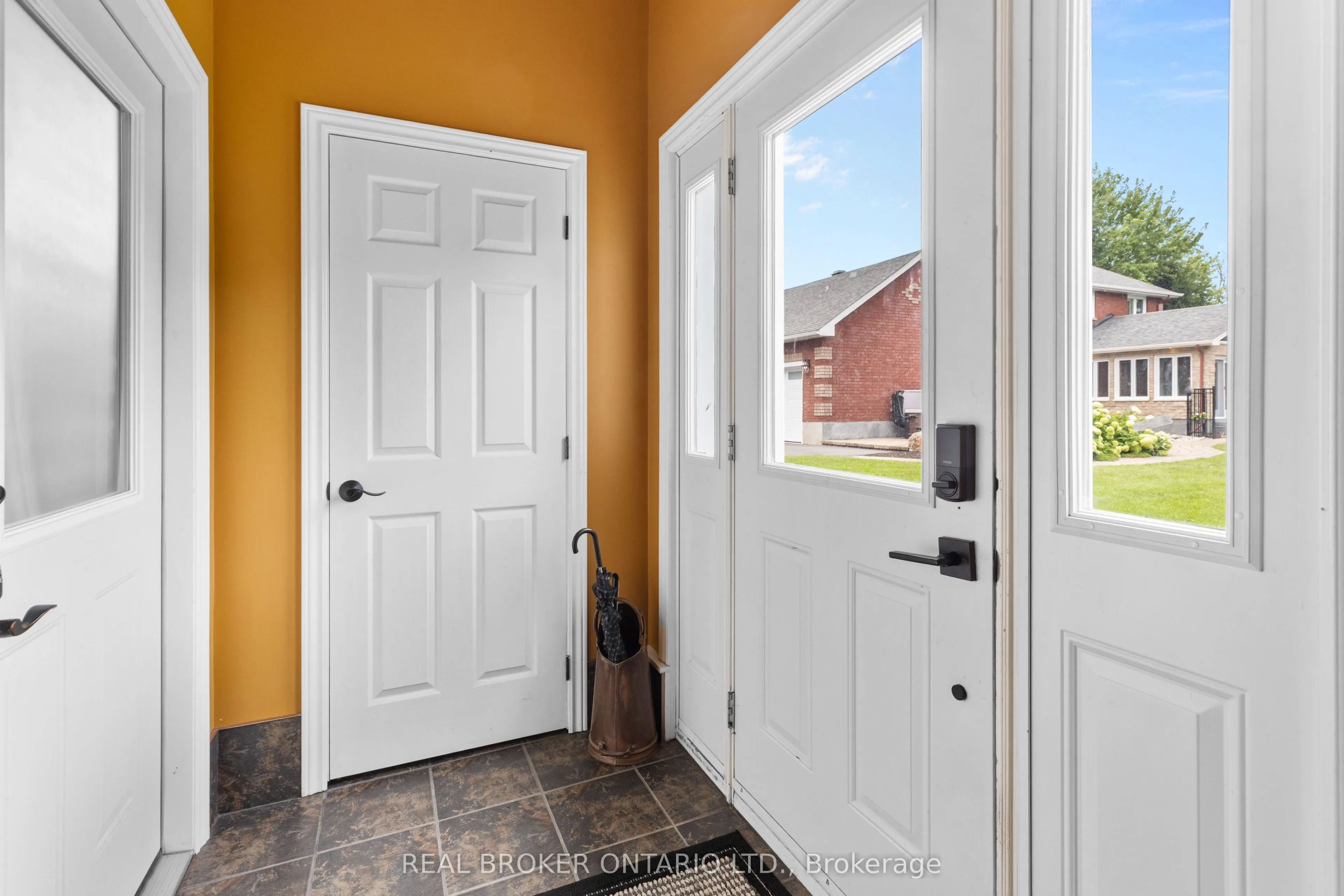 27 Garrison Drive