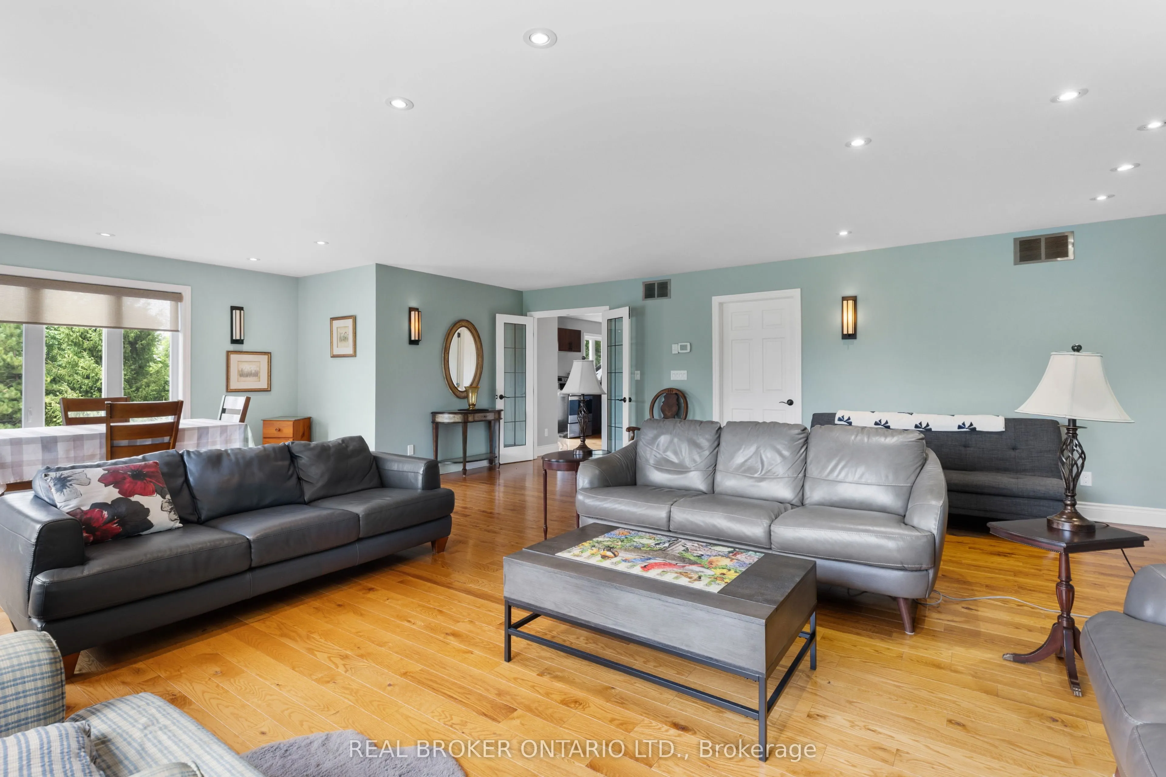 27 Garrison Drive