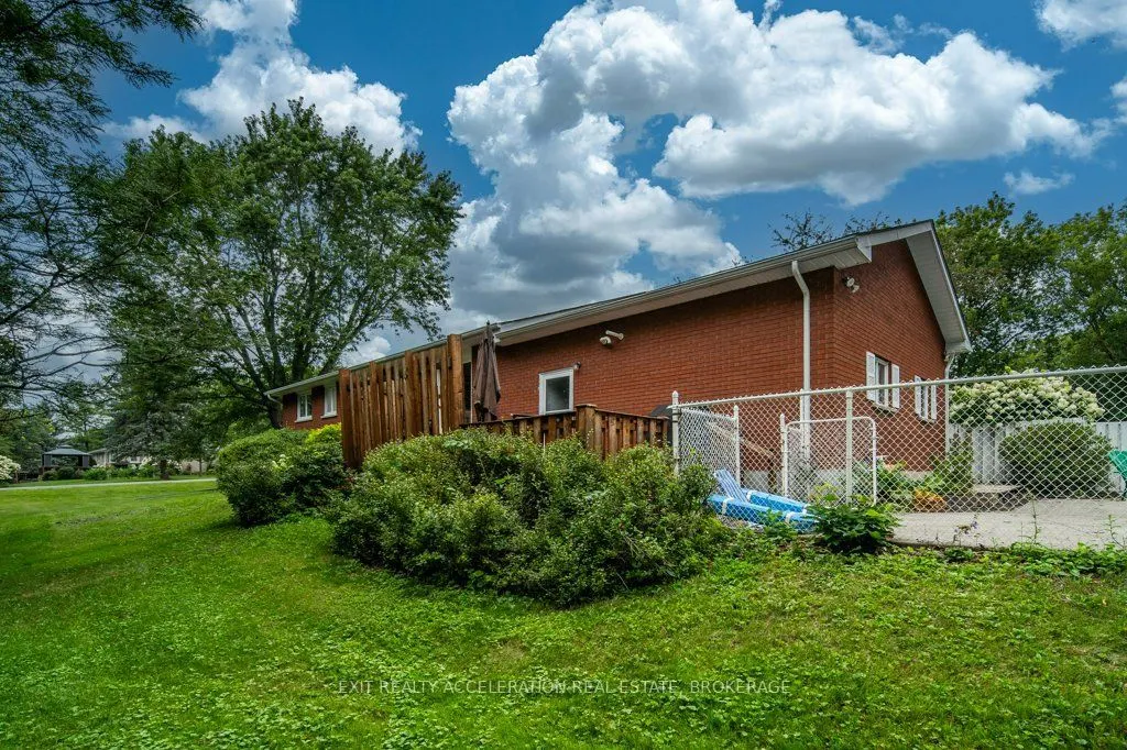 28 Southcrest Drive