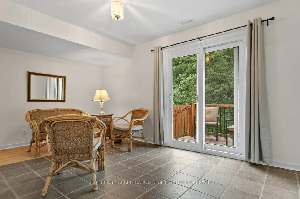 28 Southcrest Drive