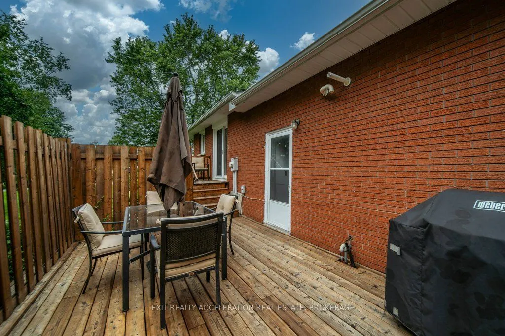 28 Southcrest Drive