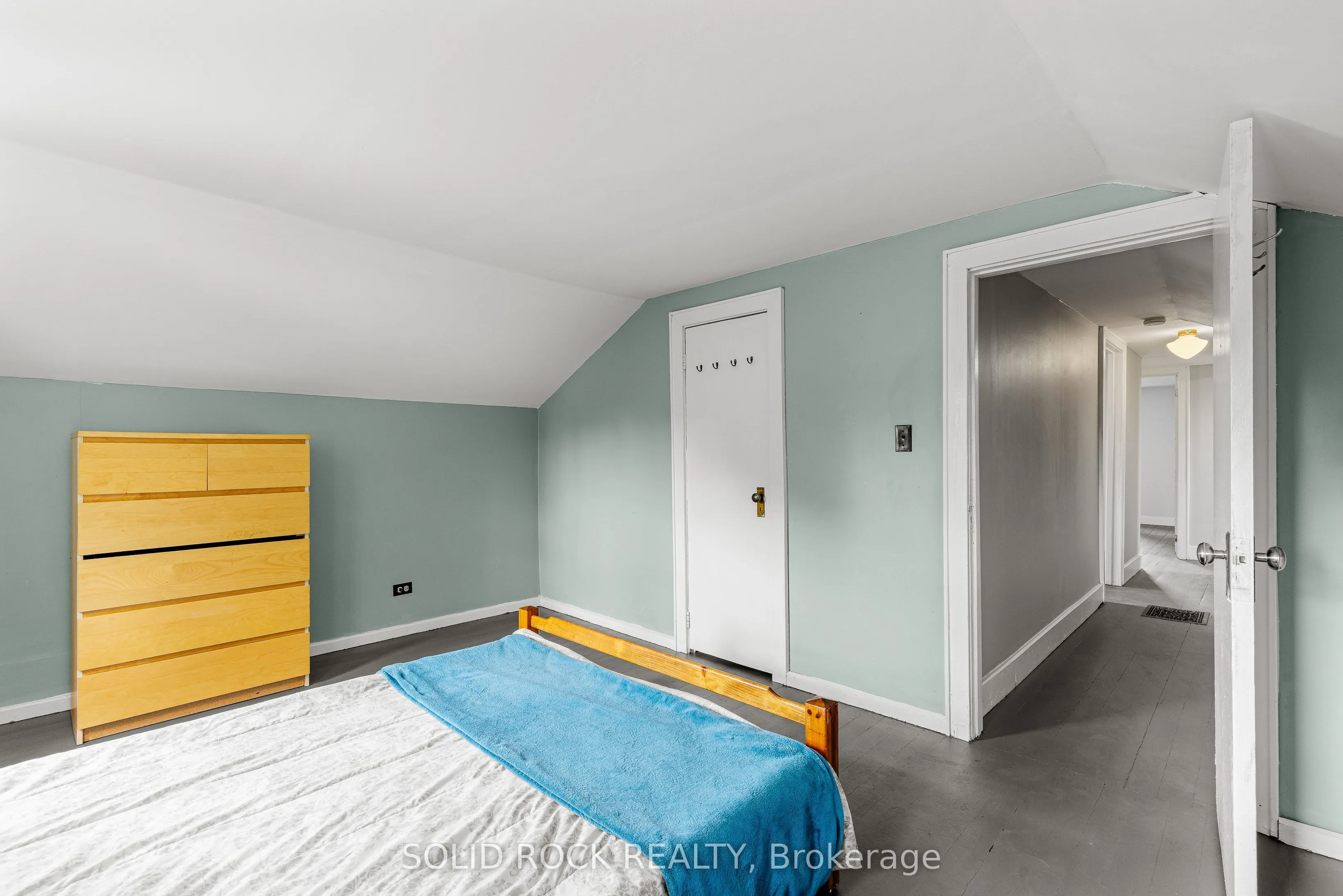 333 James Street E
