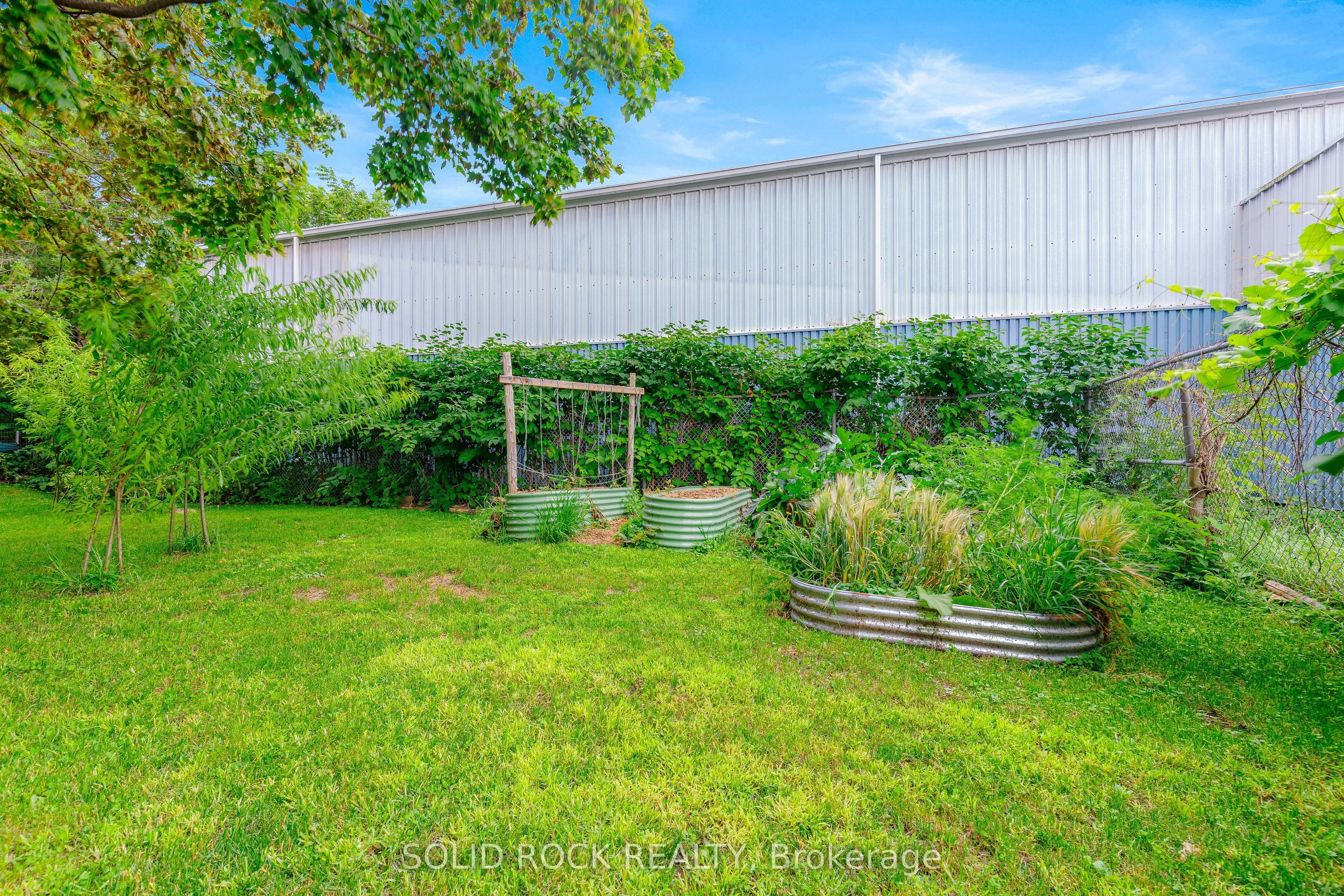 333 James Street E