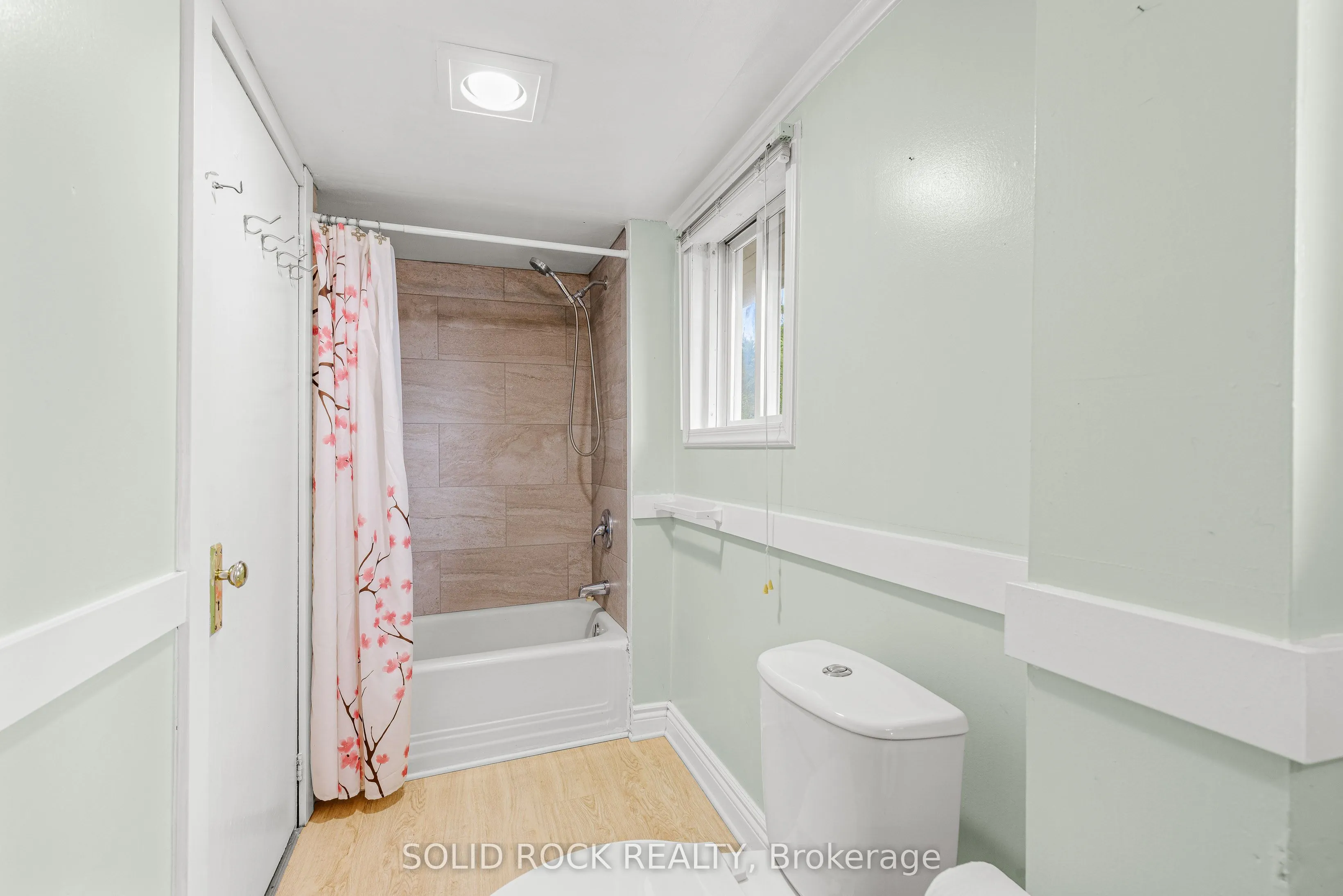 333 James Street E