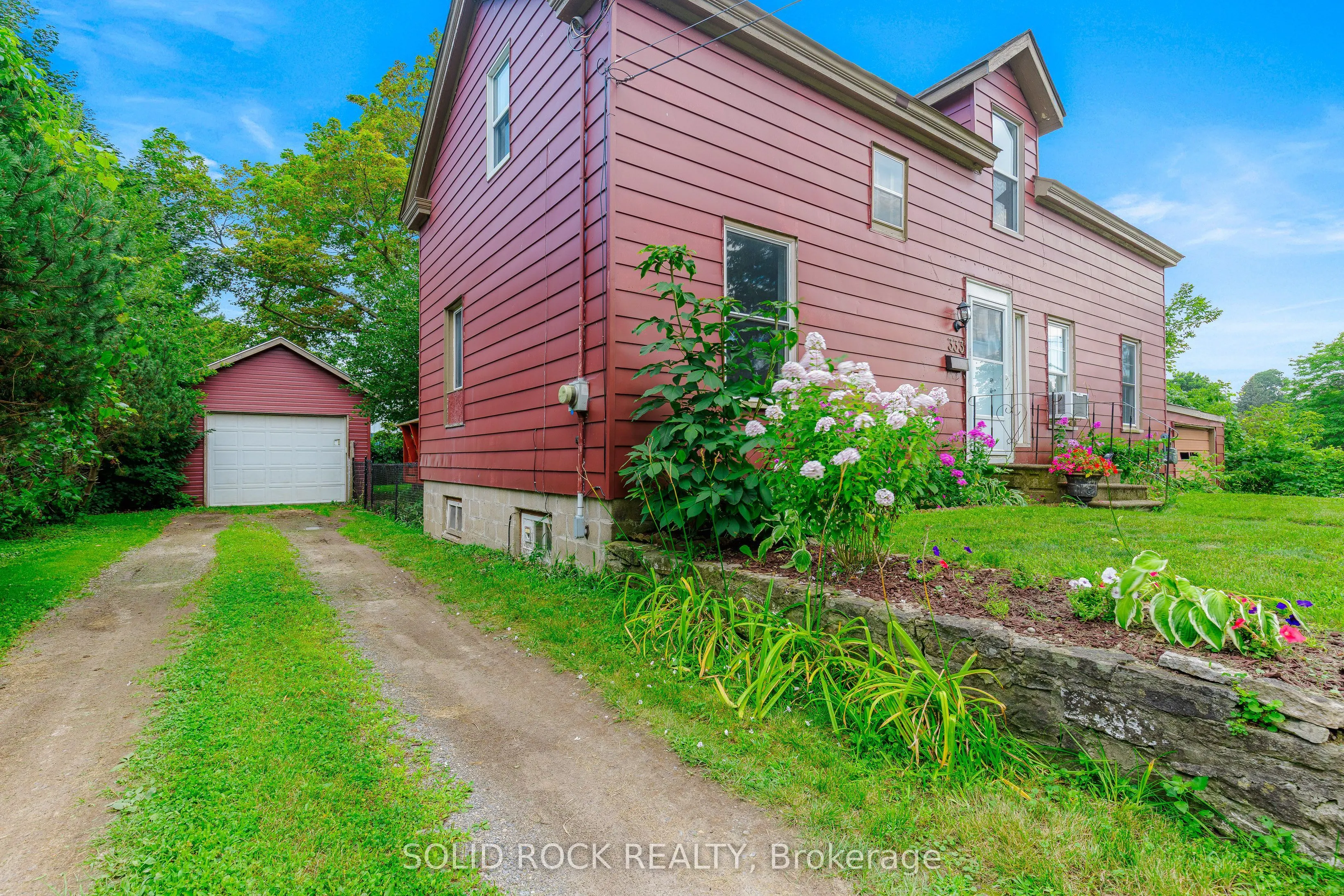 333 James Street E