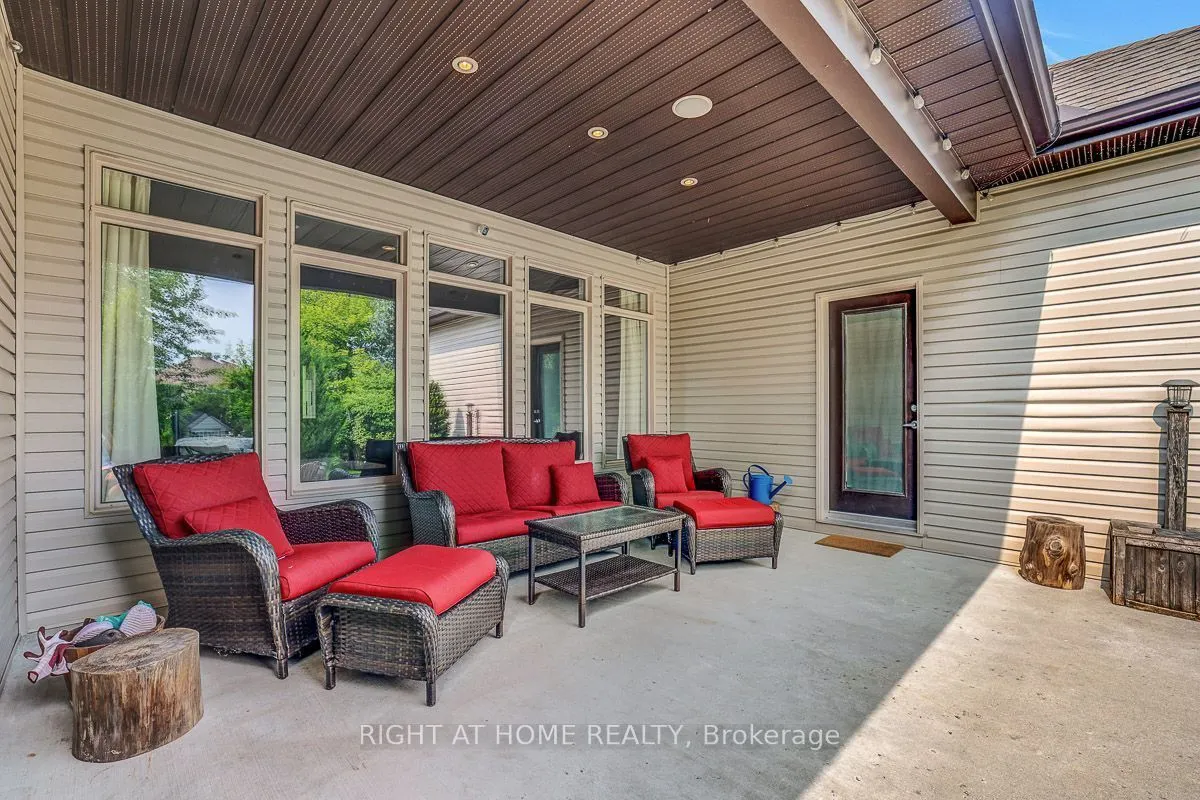 514 Landswood Way