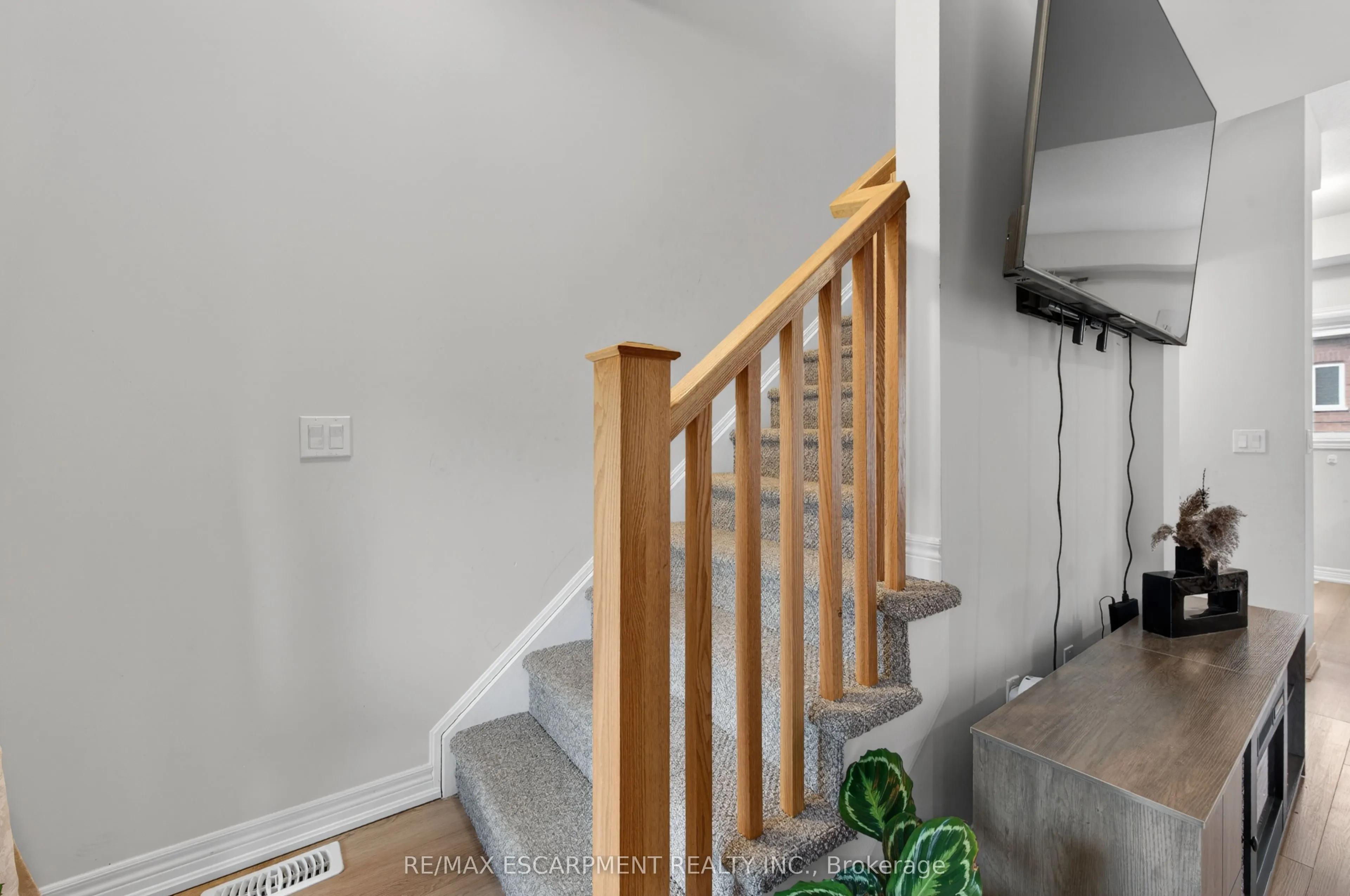 19 Picardy Drive #13